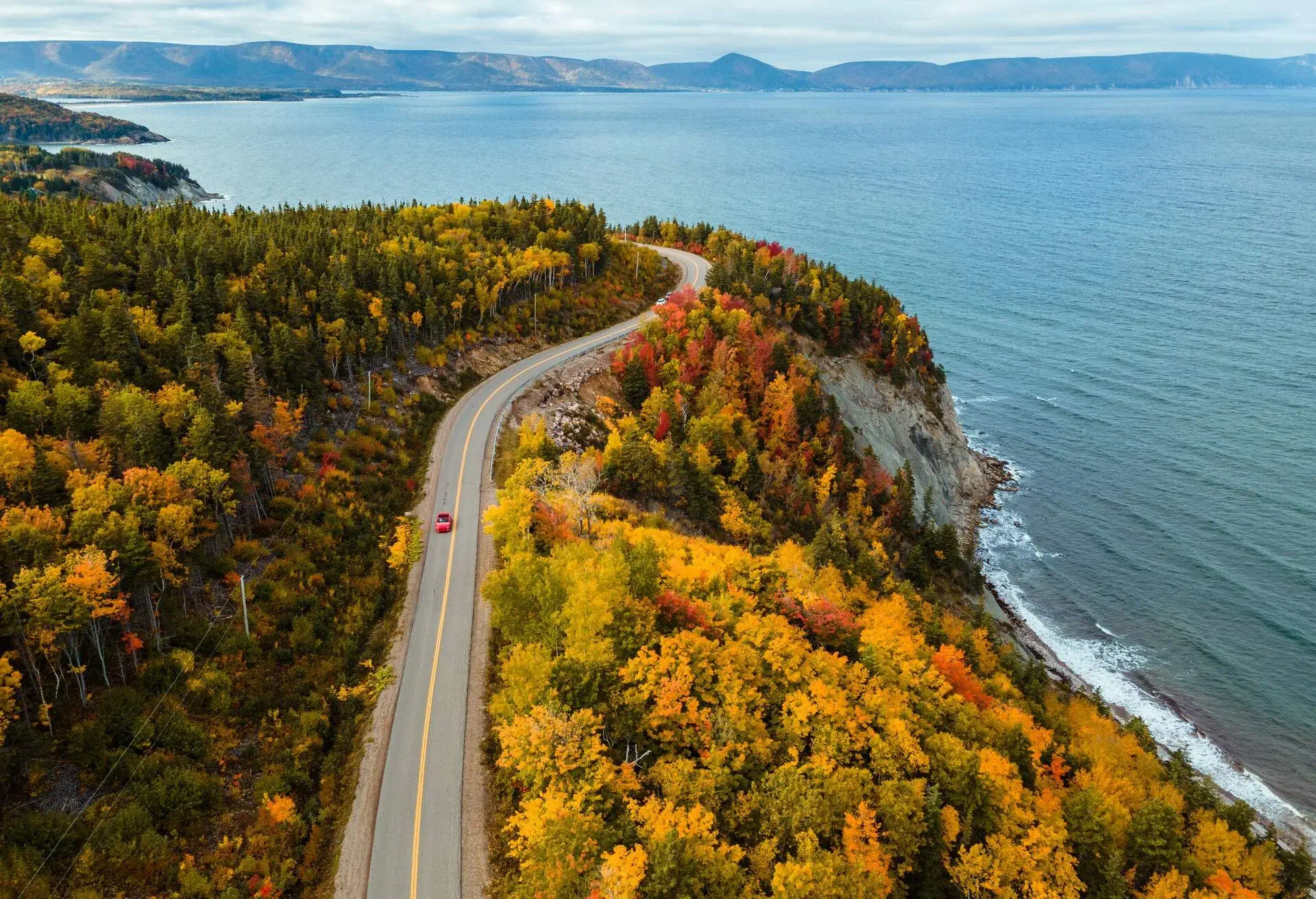 CANADA_CAPE_BRETON_NOVA_SCOTIA_ROAD