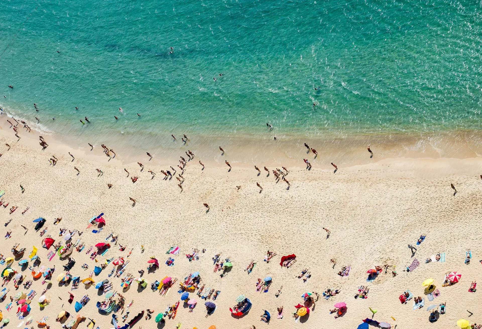 BEACH_PORTUGAL_PEOPLE
