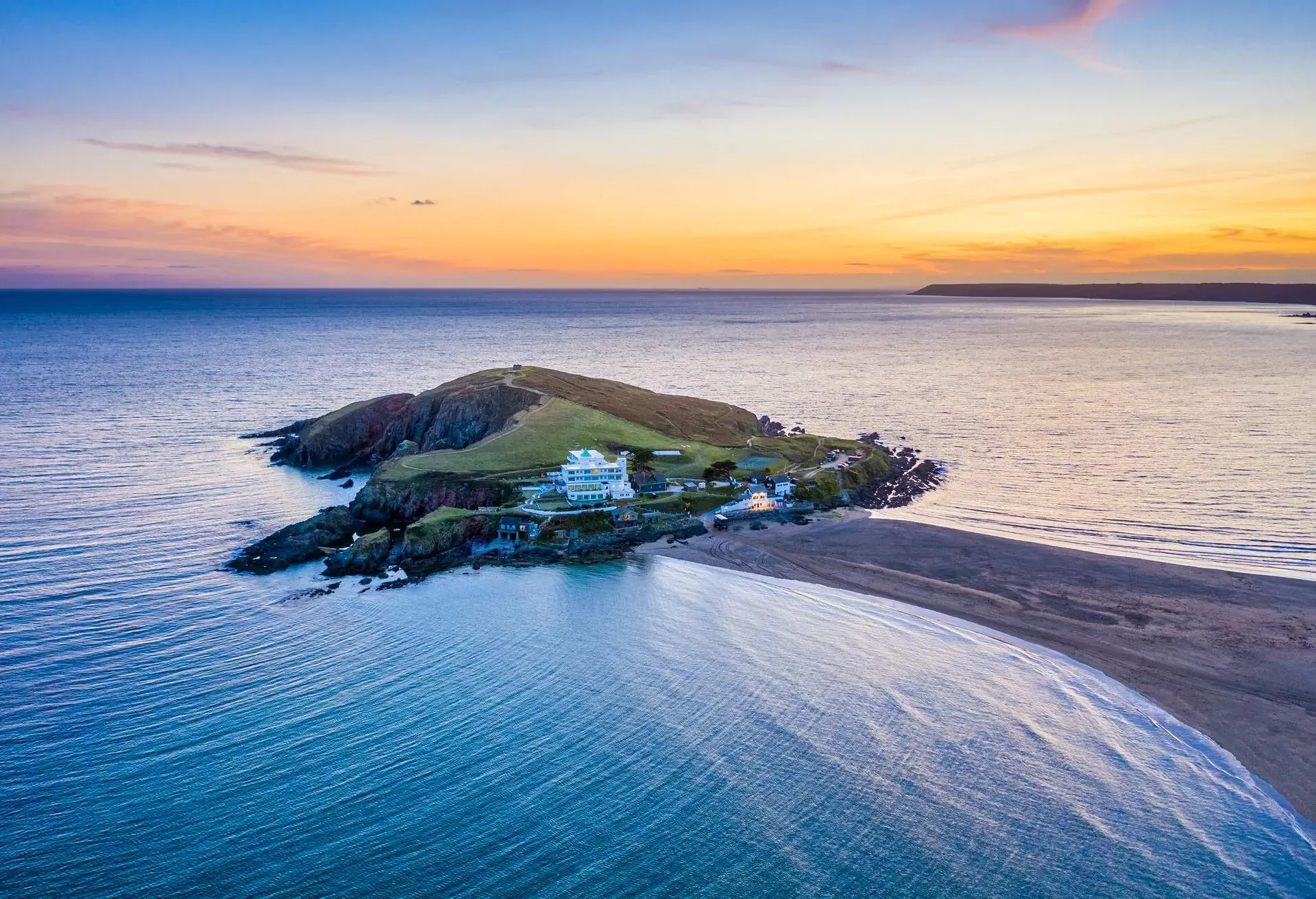 ENGLAND_BIGBURY_ON_SEA_DEVON_BEACH
