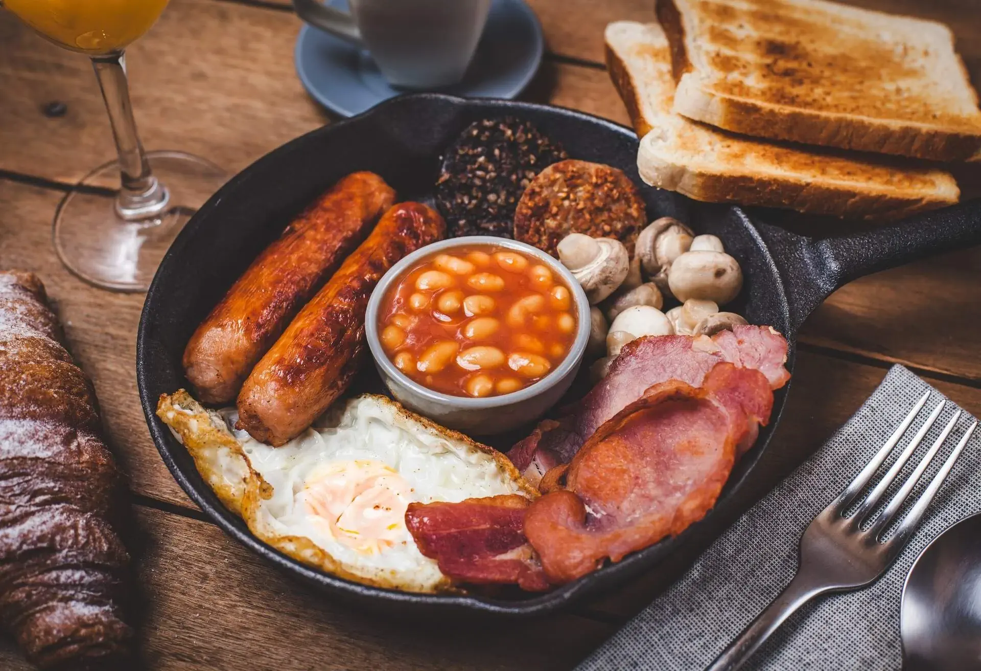 english breakfast in Dublin, Ireland