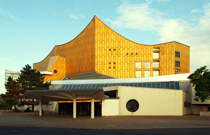 Genieß ein kostenloses Konzert in der zirkusförmigen Berliner Philharmonie 