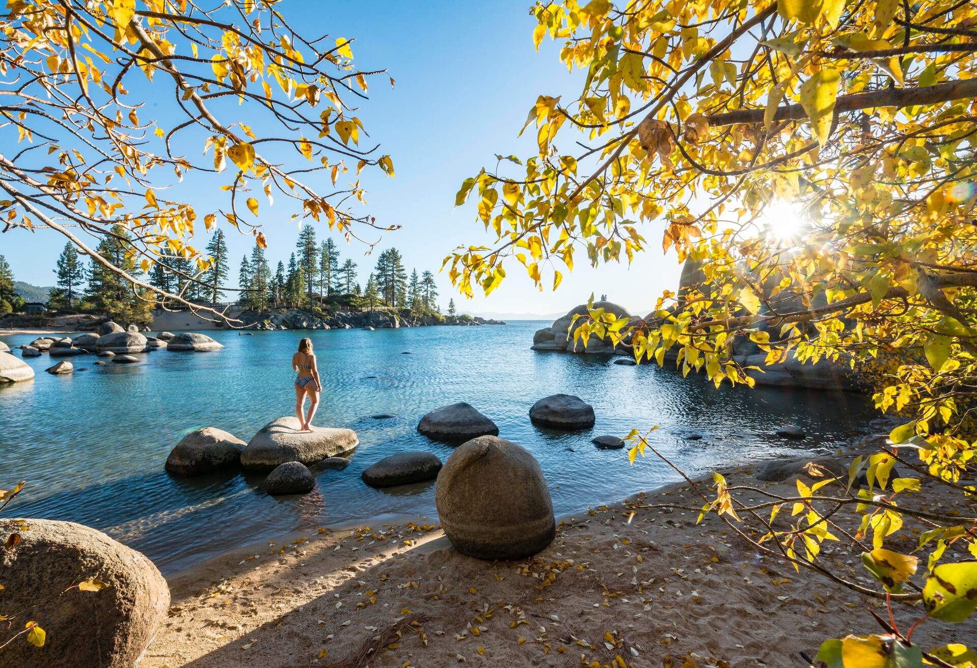 DEST_USA_CALIFORNIA_LAKE-TAHOE_AUTUMN_GettyImages-1135639386