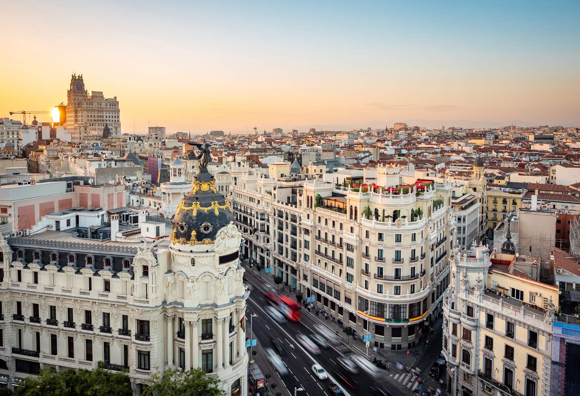 DEST_SPAIN_MADRID_GRAN-VIA_GettyImages-1151293229