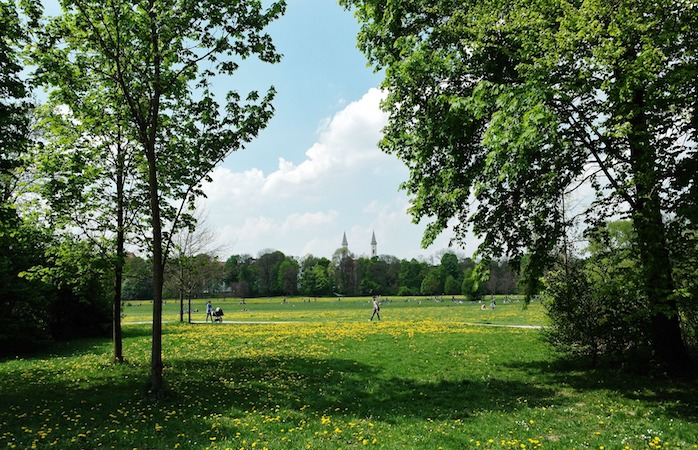 Im Englischen Garten findest du Ruhe und Entspannung