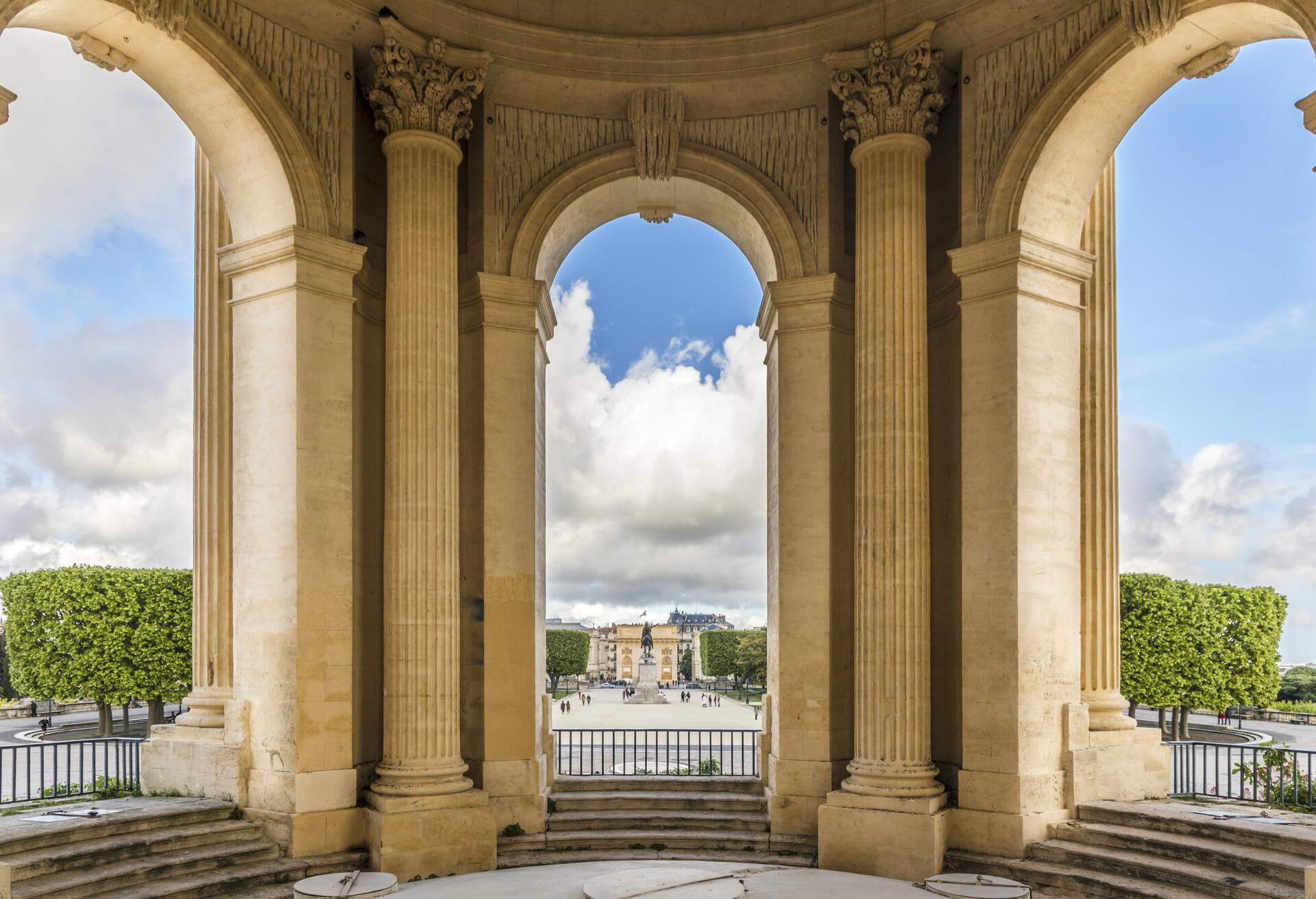 DEST_FRANCE_MONTPELLIER_PEYROU-PARK_shutterstock-portfolio_667436809