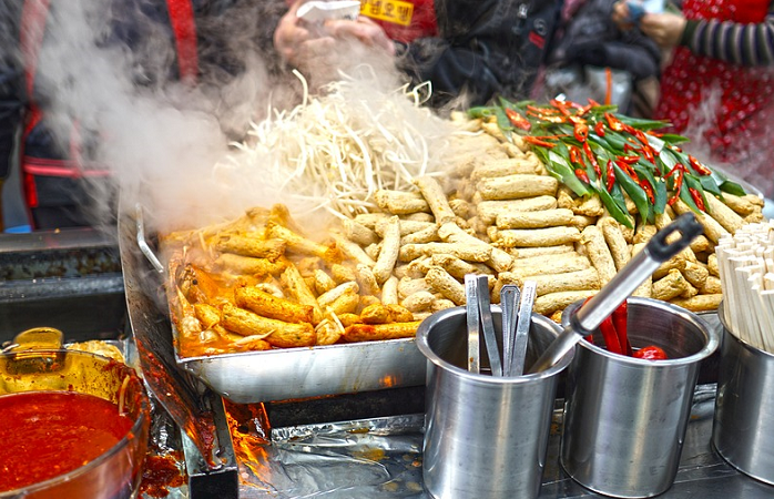 Street Food auf dem Wochenmarkt