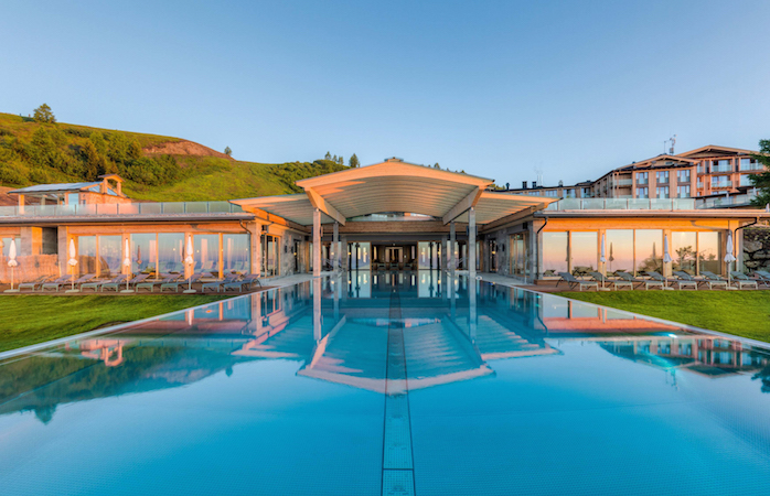 Infinity Pool des Mountain Resort Feuerberg