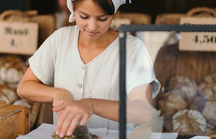 Traditionell gebackenes Brot - Markt Berlin