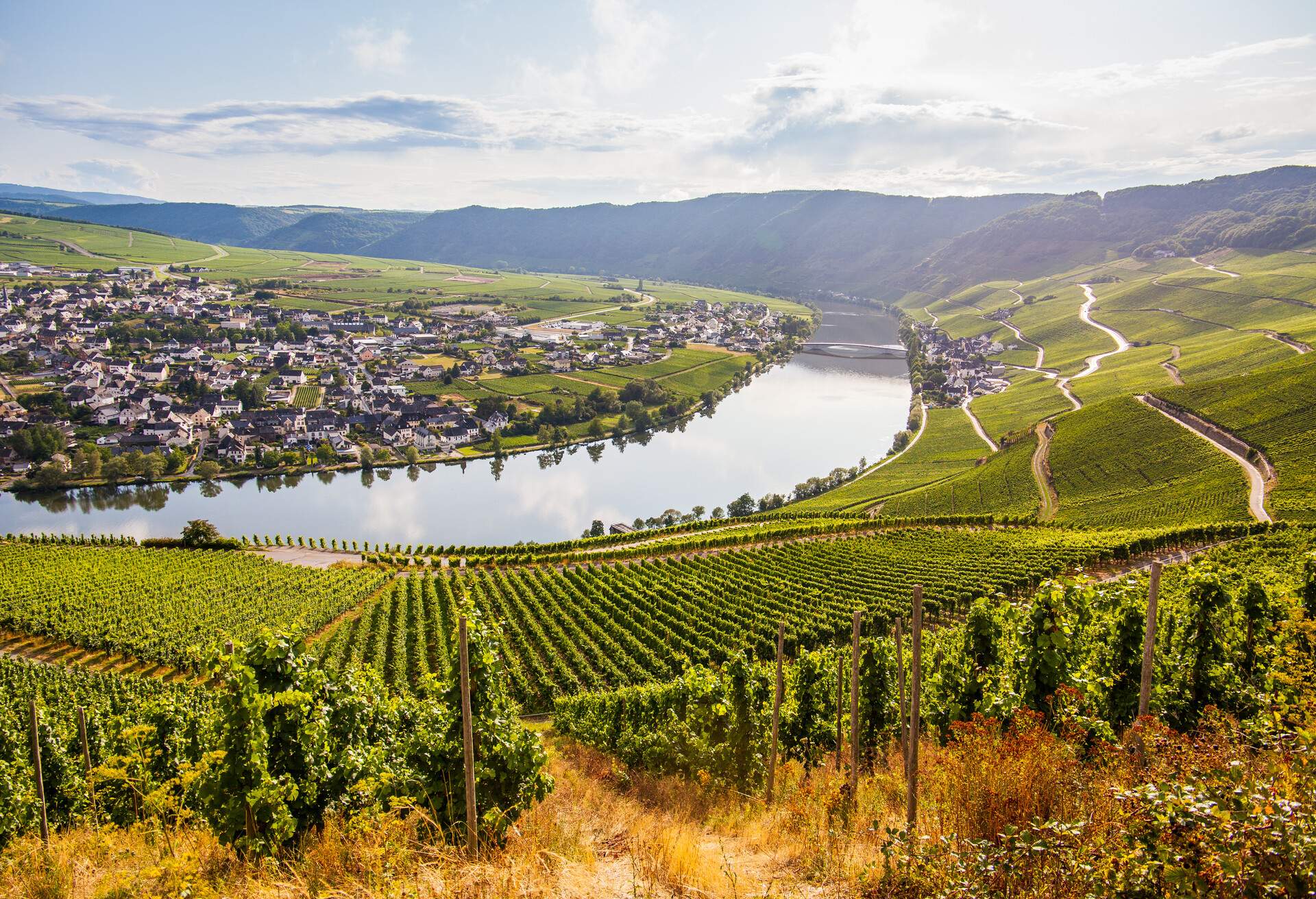 DEST_GERMANY_MOSEL_VALLEY_COCHEM_GettyImages-1305782729