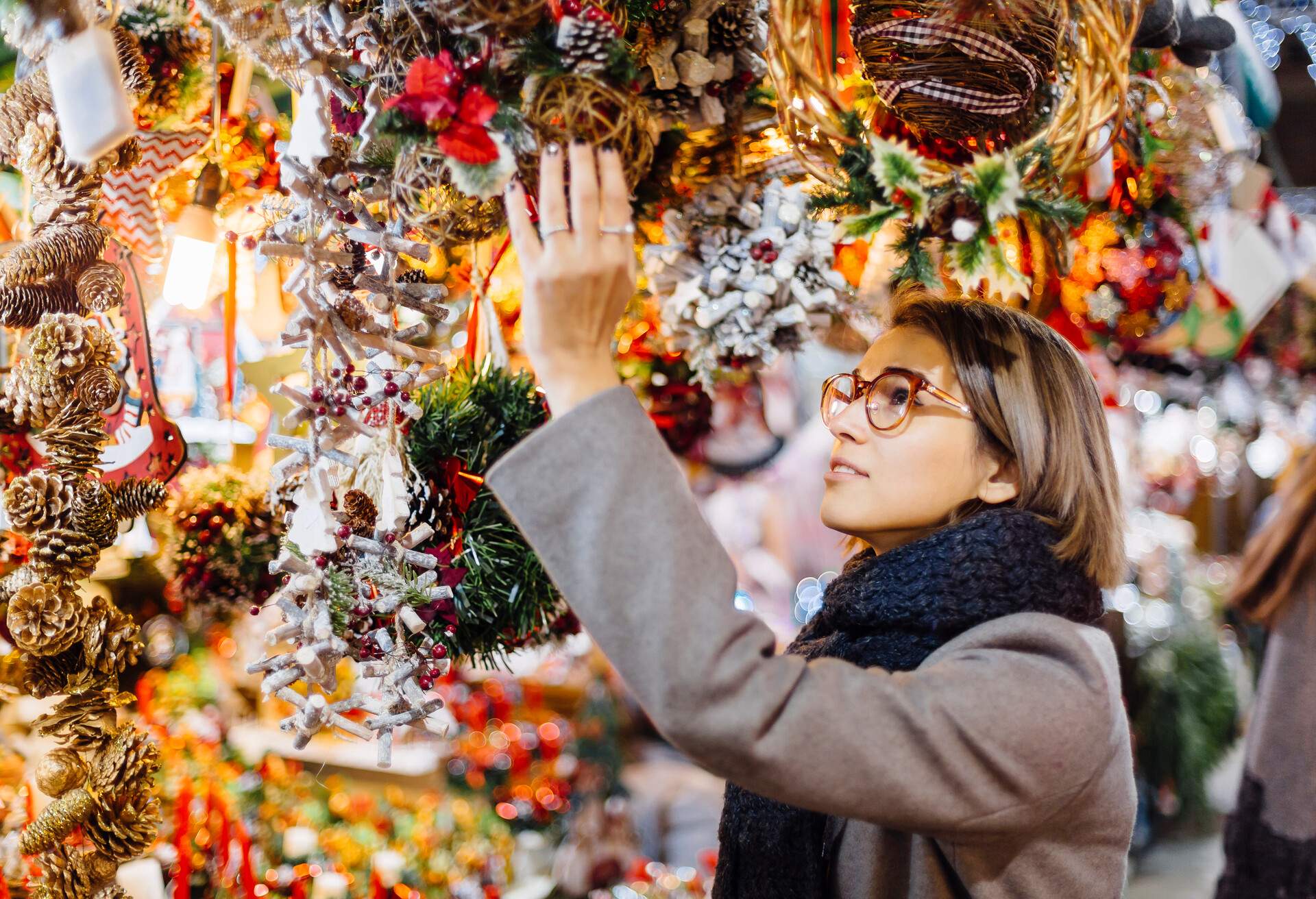 DEST_SPAIN_CATALONIA_BARCELONA_THEME_CHRISTMAS_GettyImages-1015272780