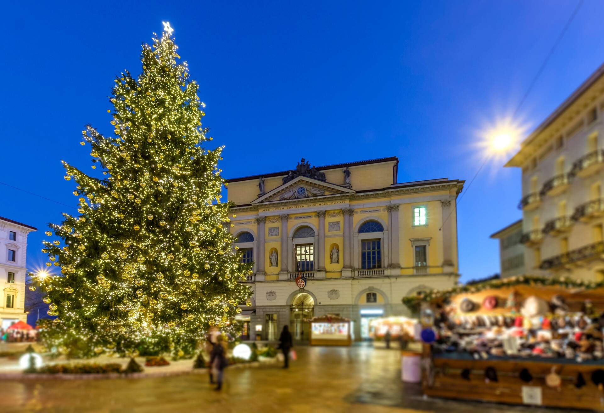 Switzerland-Lugano-Christmas-Piazza-Riforma