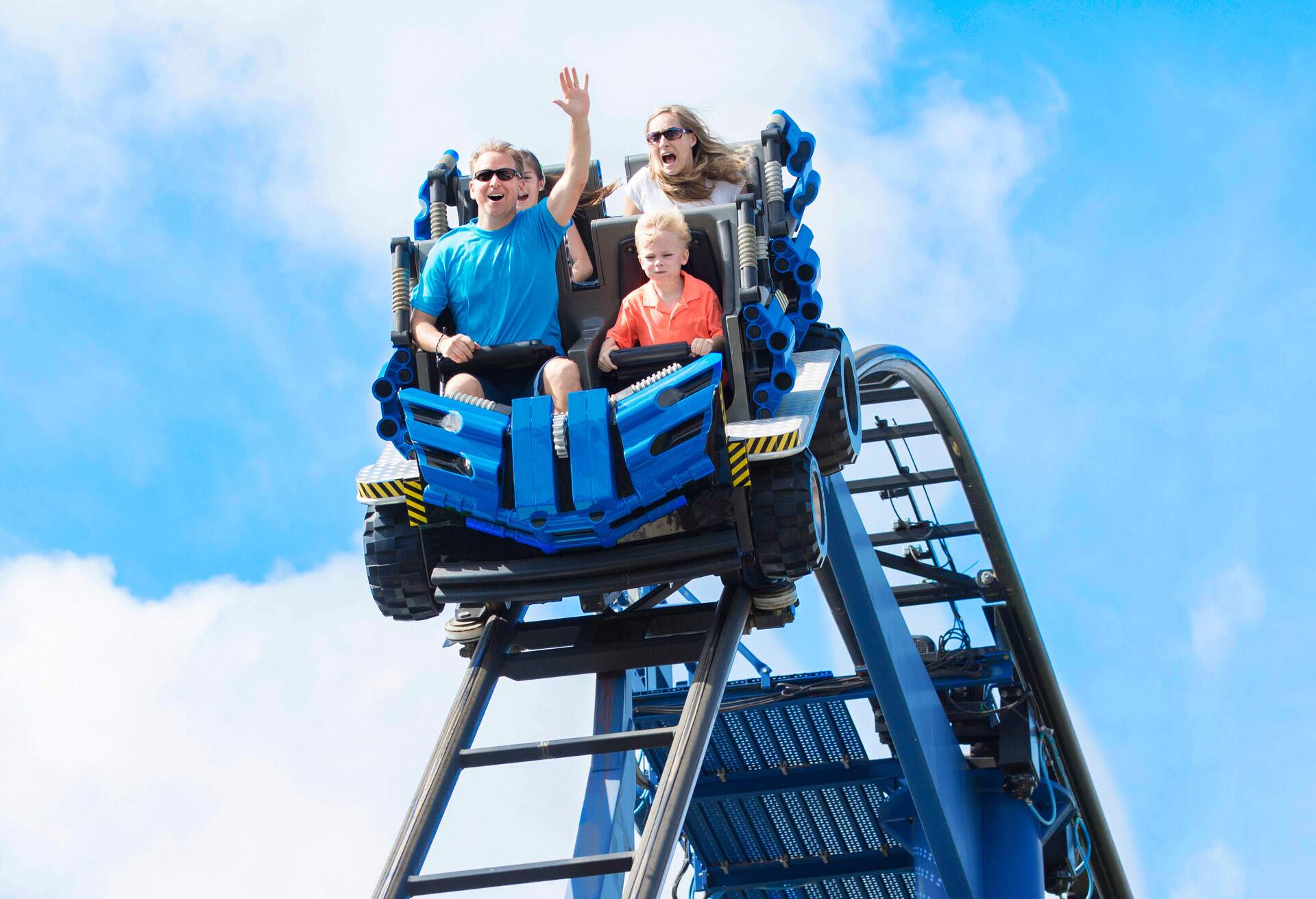 THEME_PEOPLE_FAMILY-ON-A-ROLLERCOASTER_shutterstock-portfolio_1417019741.jpg