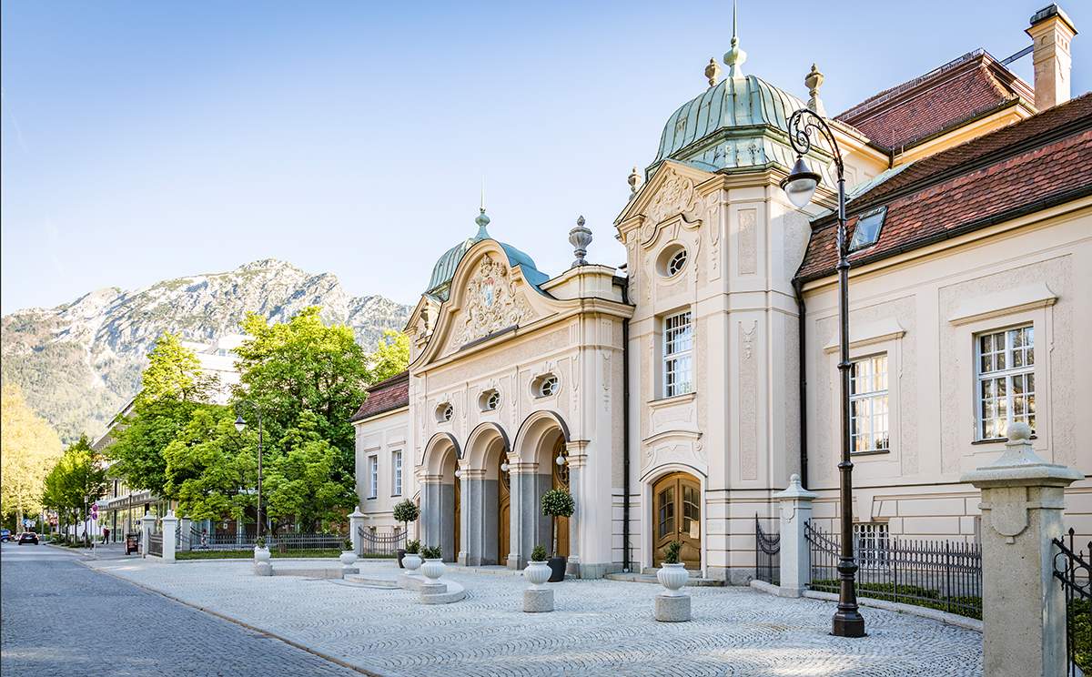 koenigliches-kurhaus