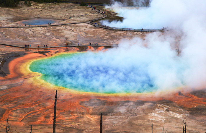  Bestaune die Regenborgenfarben der Grand Prismatic Spring