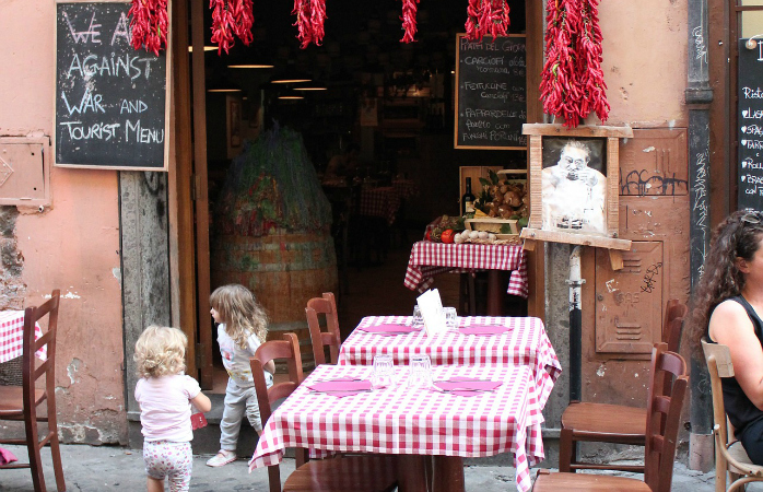 Am besten isst man in kleinen Bistros, abseits der Touristenplätze