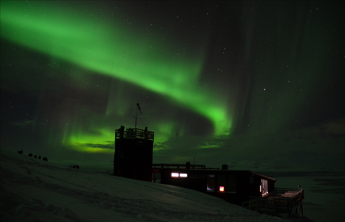 Die Aurora Sky Station auf dem Berg Nuolja.