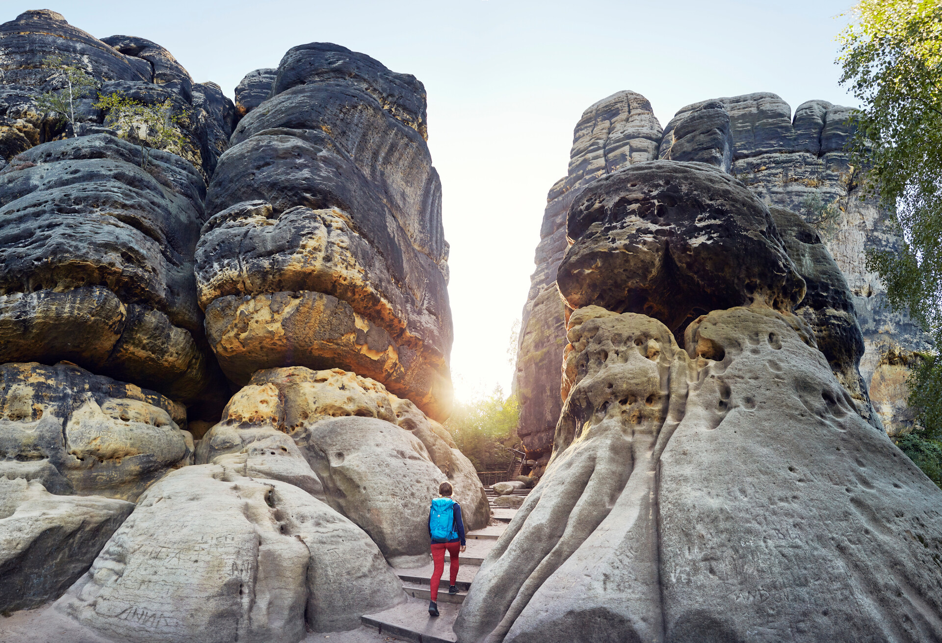 DEST_GERMANY_SAXON-SWITZERLAND_SÄCHSISCHE-SCHWEIZ_THEME_HIKING_GettyImages-1298612186