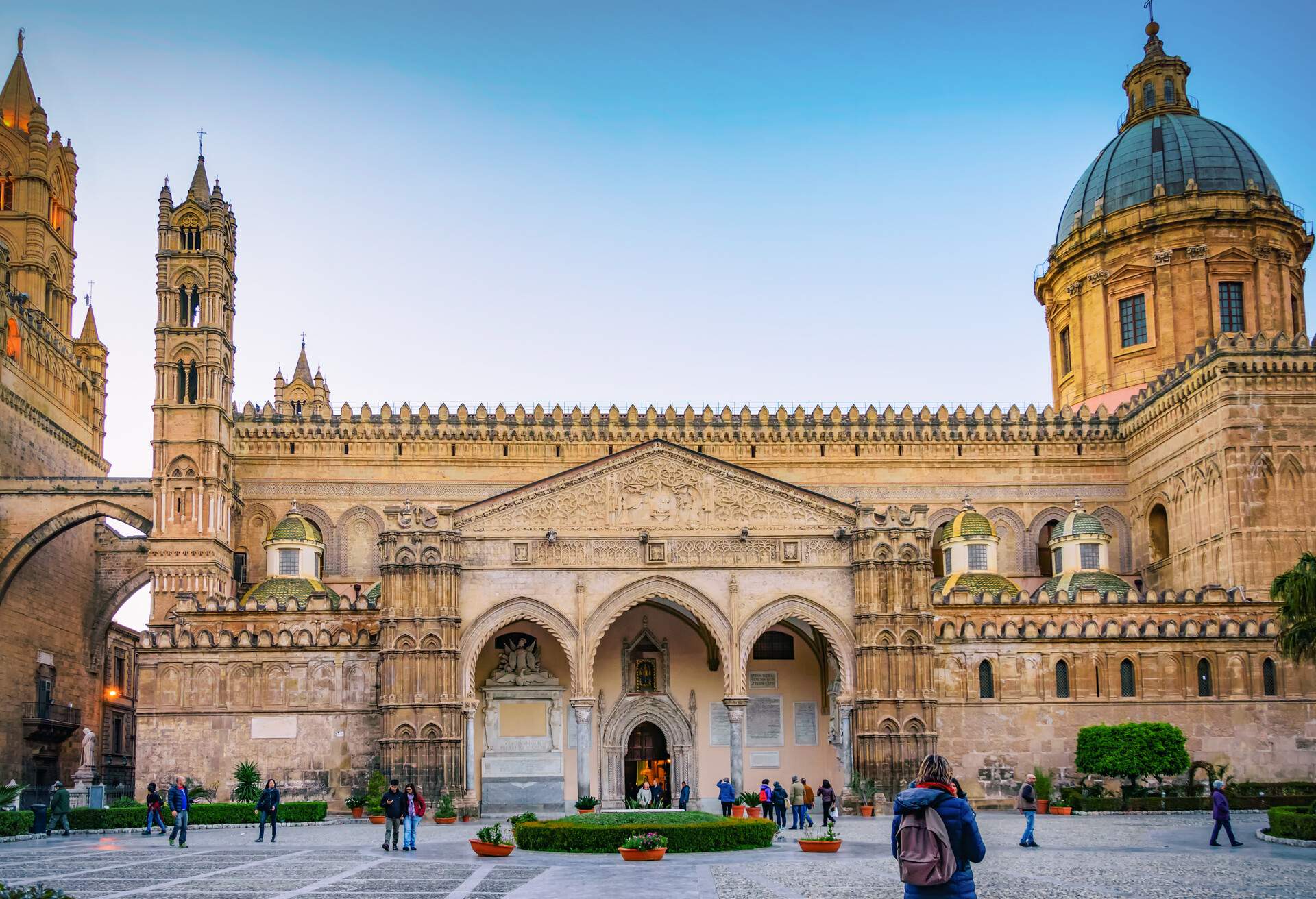 DEST_ITALY_PALERMO_PALERMO CATHEDRAL_shutterstock-premier_723673678