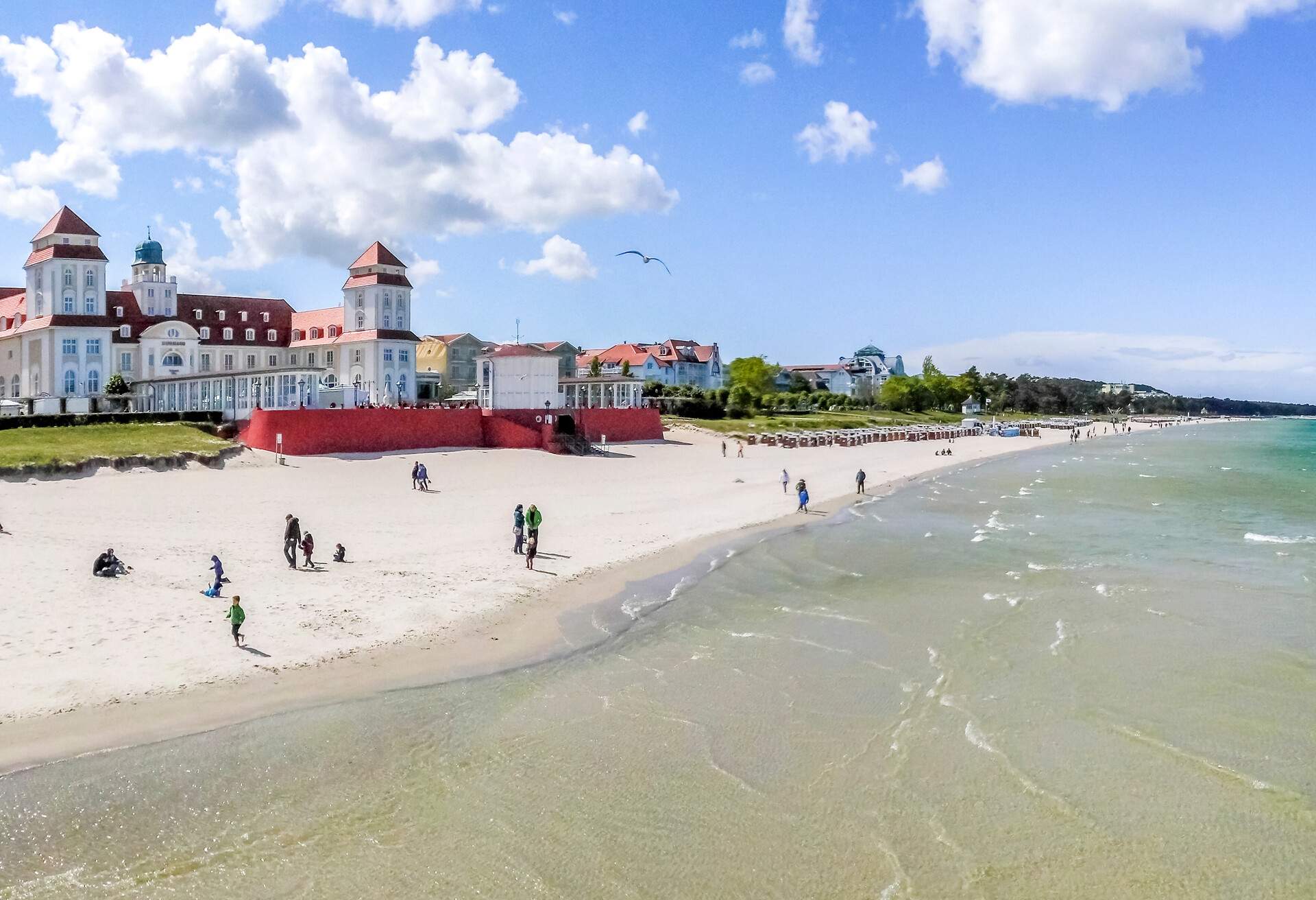 DEST_GERMANY_MECKLENBURG-VORPOMMERN_BINZ_shutterstock-premier_1047027721