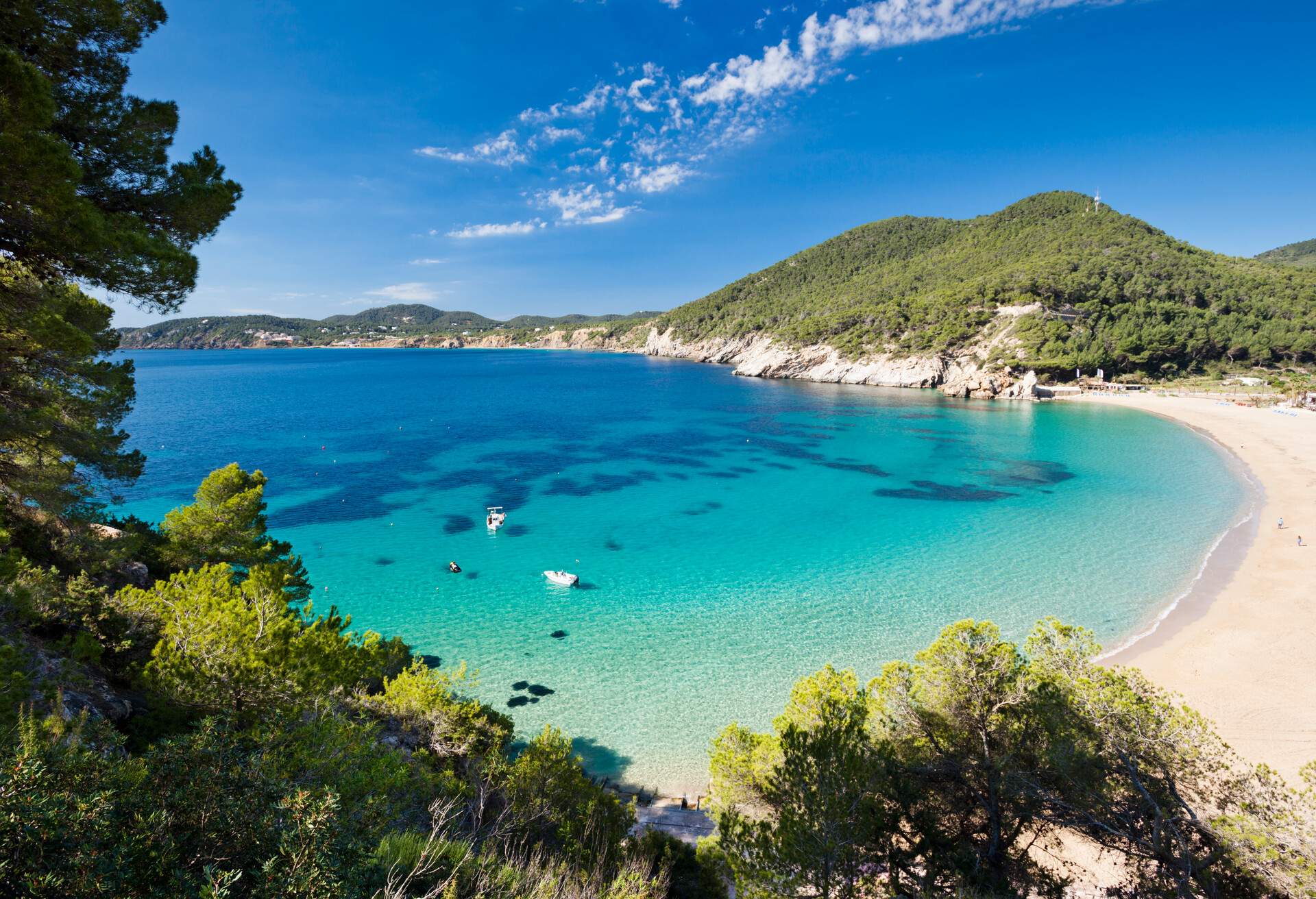 DEST_SPAIN_IBIZA_CALA-DE-SANT-VICENT-BEACH_GettyImages-177222034