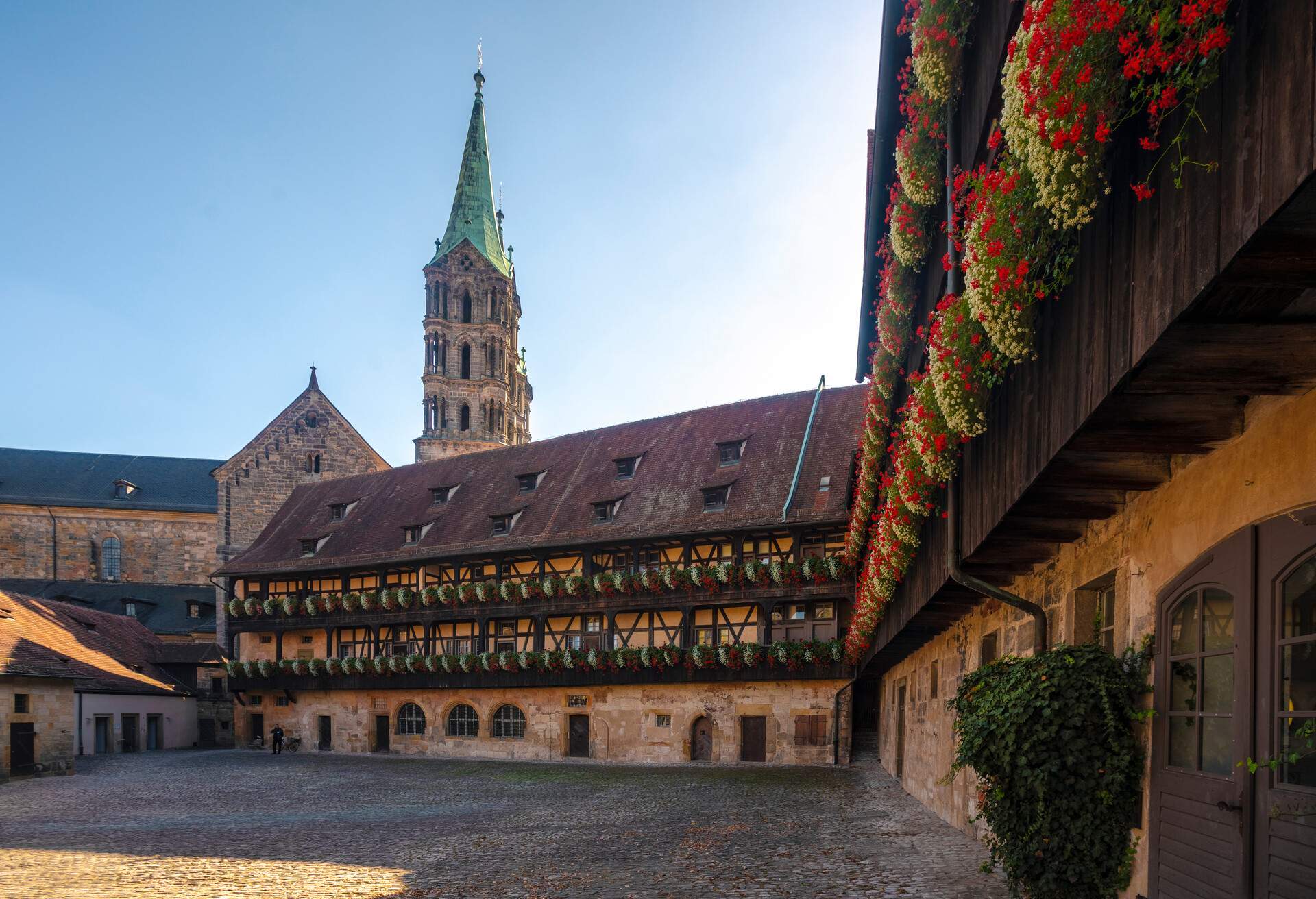 DEST_GERMANY_BAMBERG_Alte Hofhaltung_GettyImages-1134456372