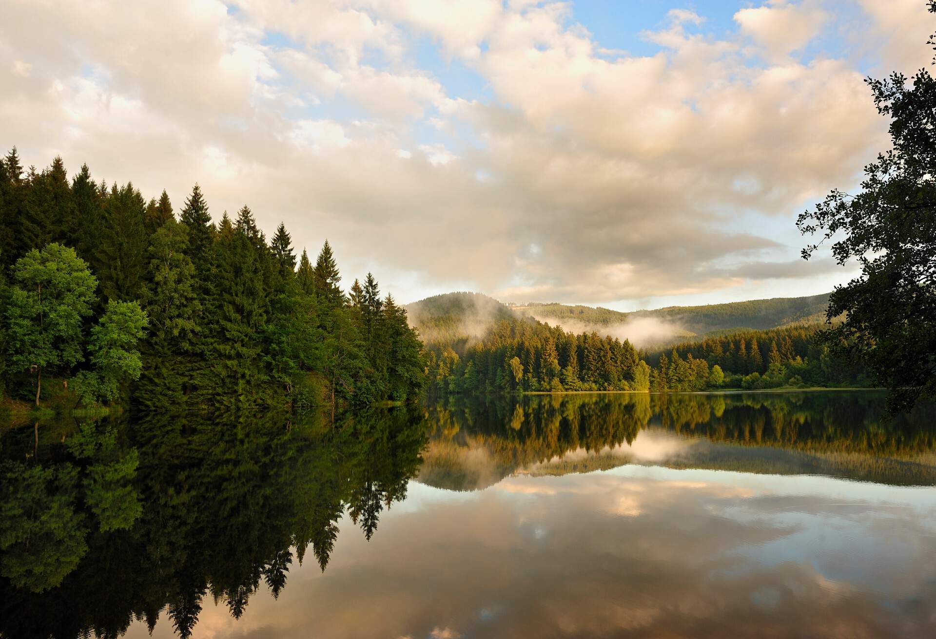 DEST_GERMANY_HARZ_SÖSESTAUSEE_GettyImages-176846681