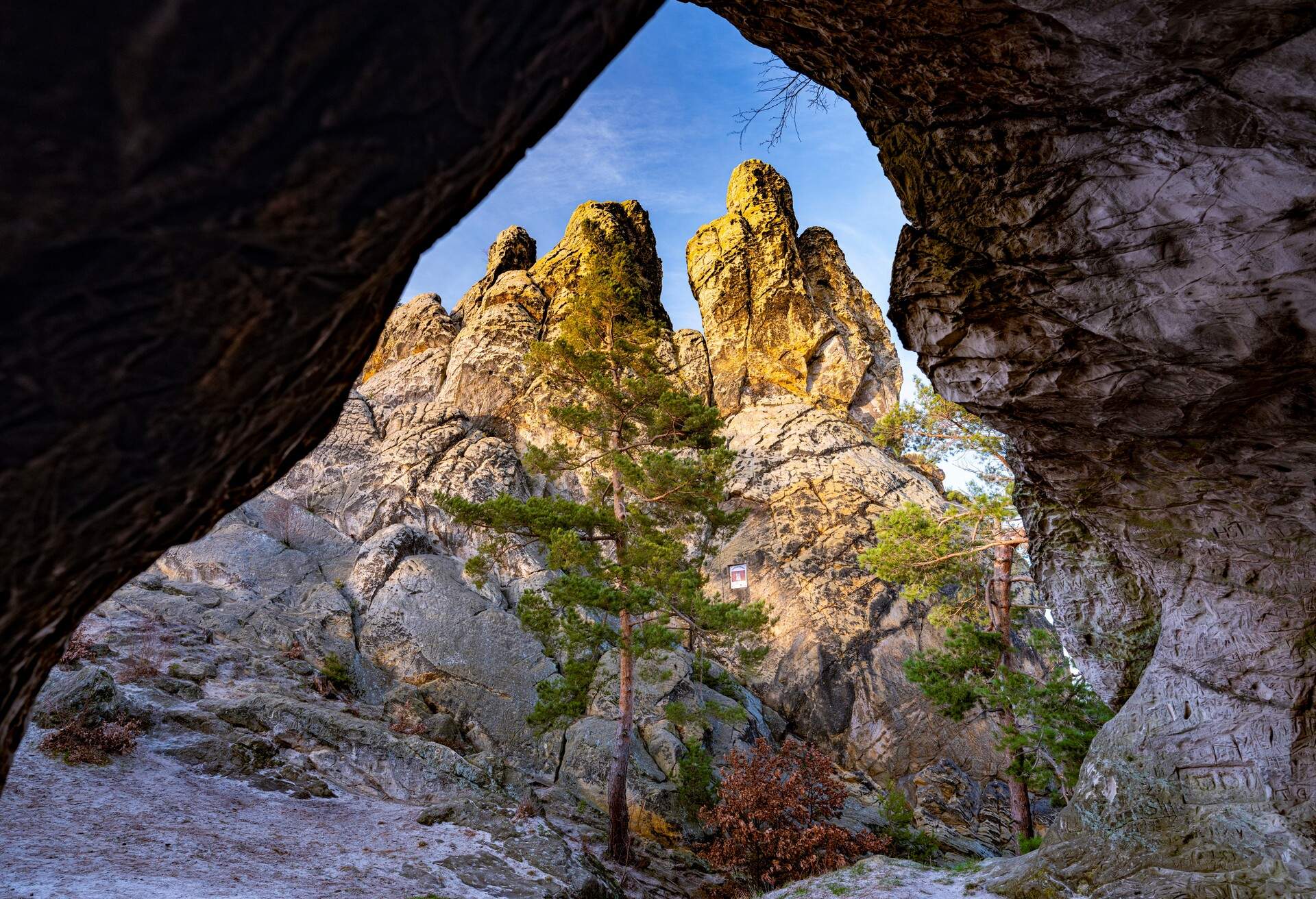 DEST_GERMANY_HARZ_TEUFELSMAUER-GettyImages-1383158221