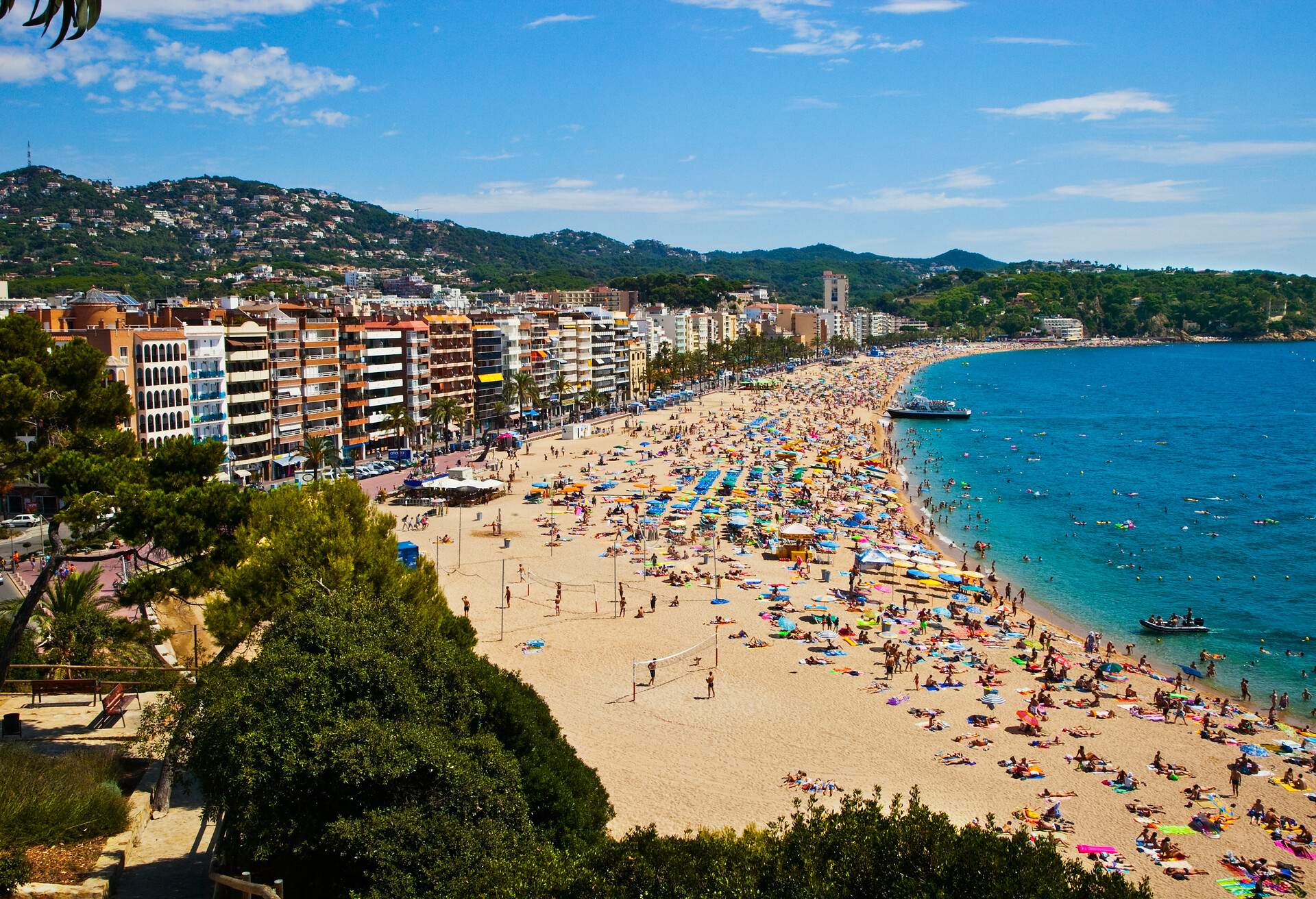 DEST_SPAIN_LLORET-DE-MAR_GettyImages-138143630