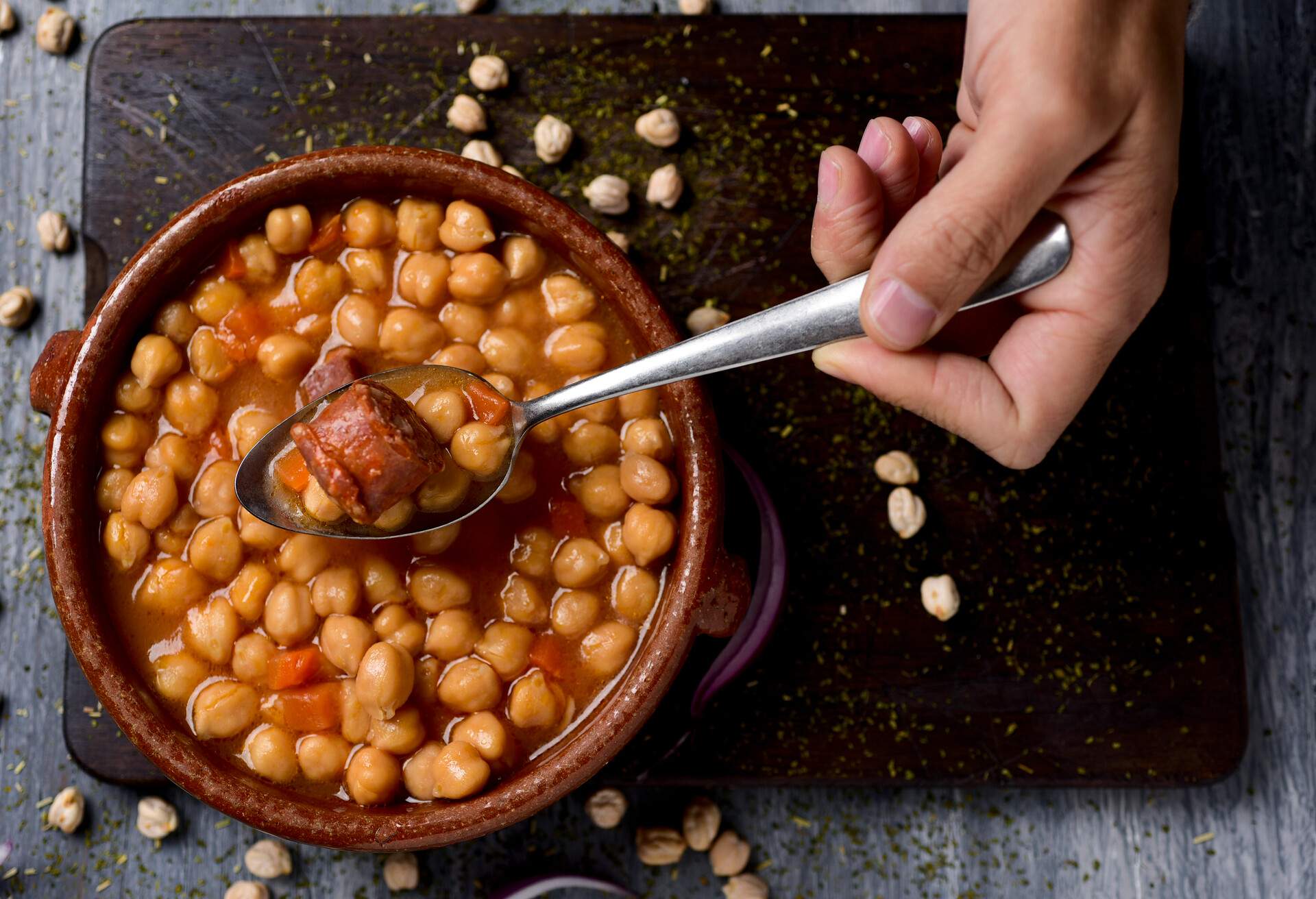 THEME_FOOD_SPANISH_COCIDO_MADRILENO_GettyImages-640320904