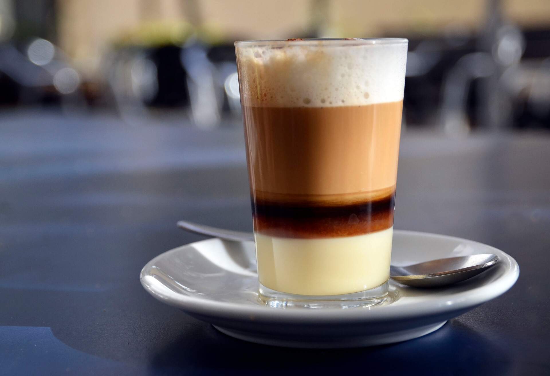 THEME_FOOD_SPANISH_DRINK_COFFEE_BARRAQUITO_GettyImages-1056853884