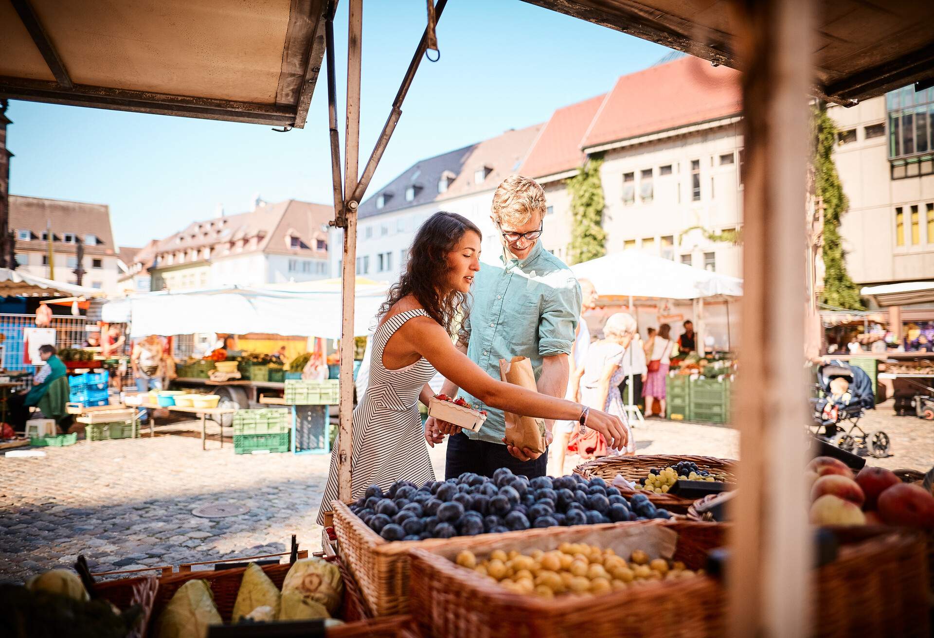 dest_germany_freiburg_theme_people_couple_market_gettyimages-1147568041_universal_within-usage-period_82940