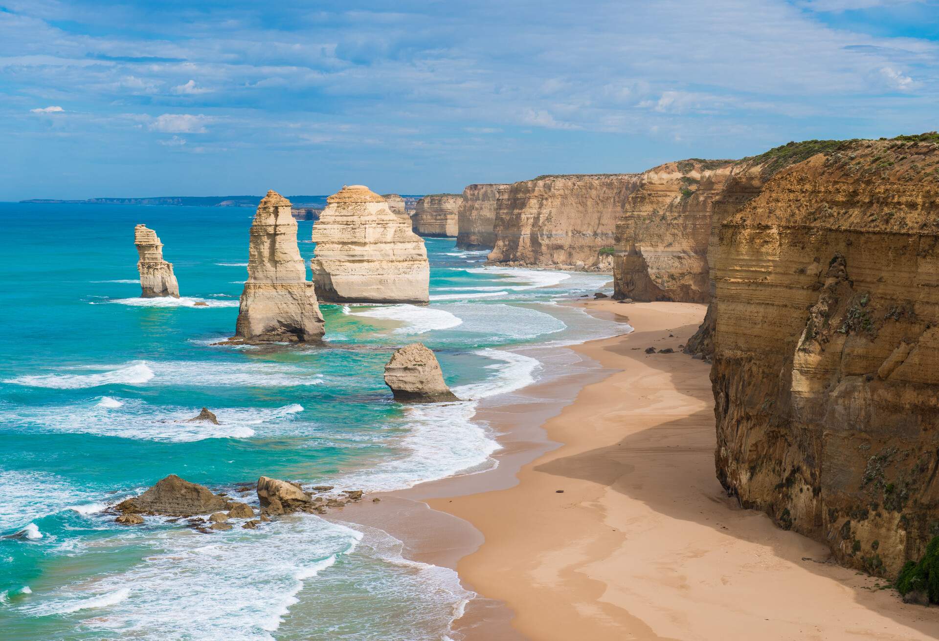 the Twelve Apostles, Victoria,Australia