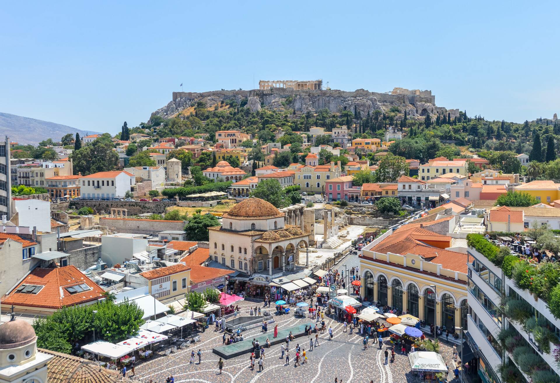 DEST_GREECE_ATHENS_MONASTIRAKI-SQUARE_GettyImages-897238404