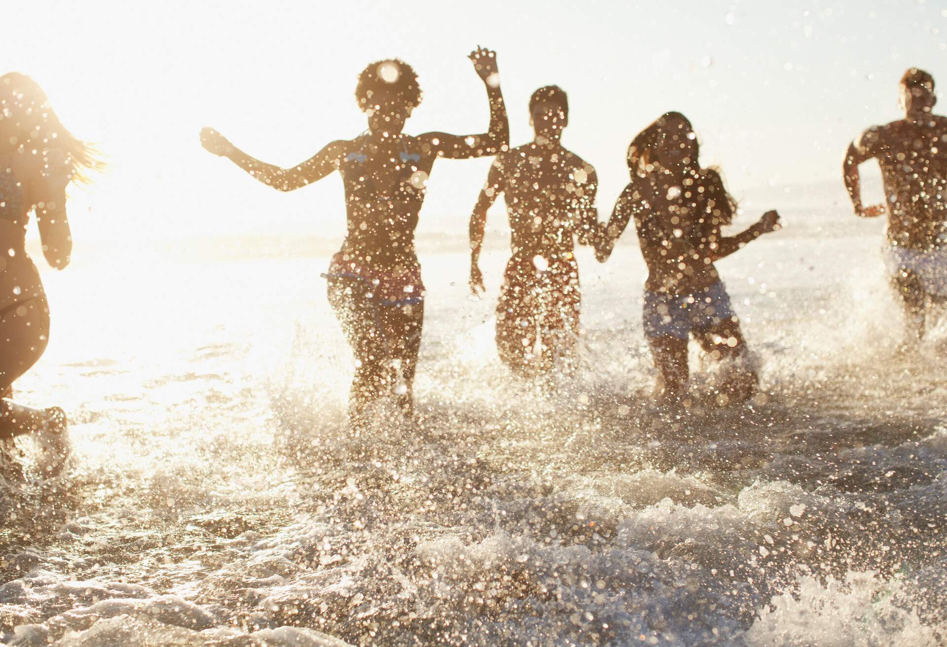 BEACH_PEOPLE_FRIENDS