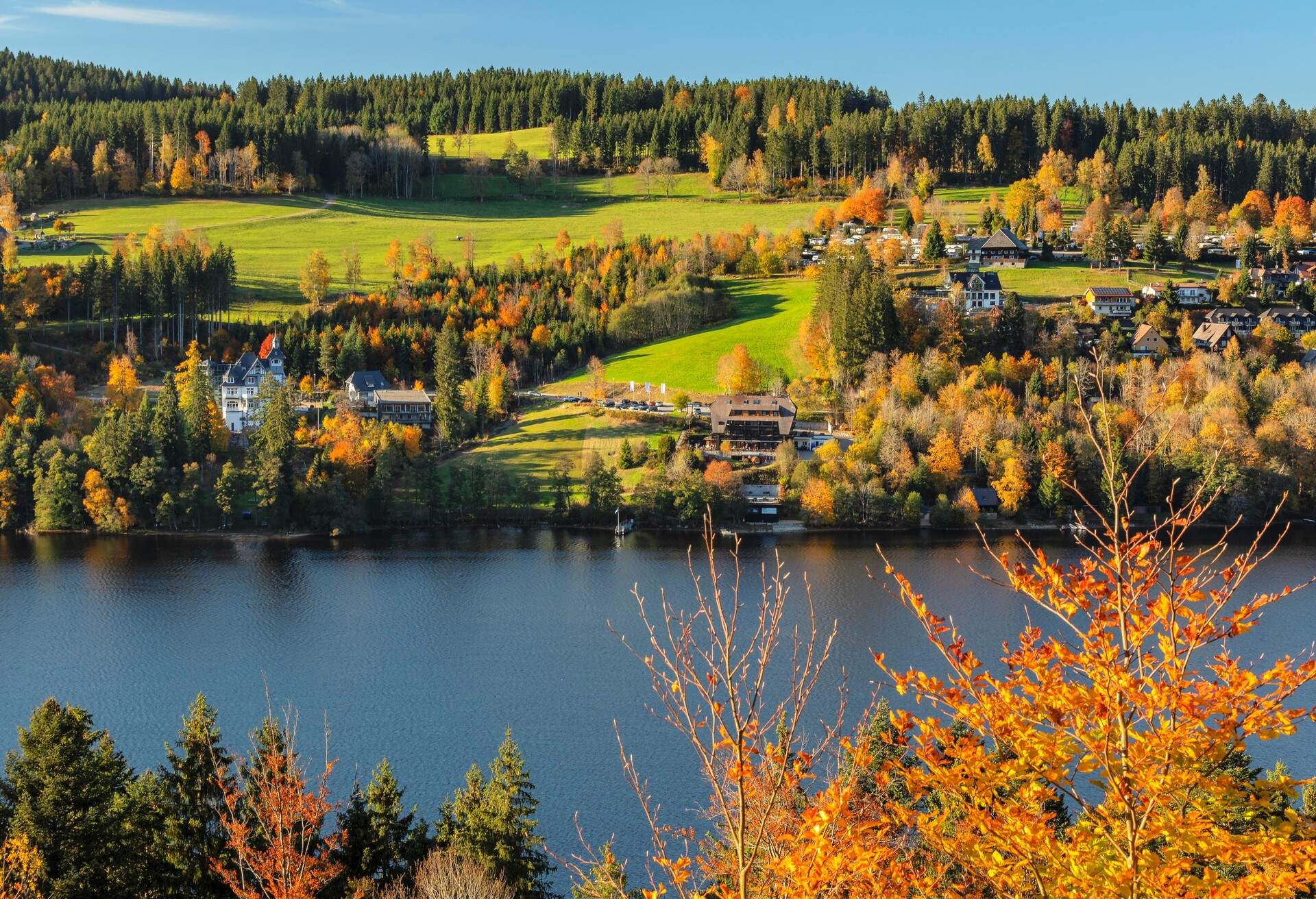 DEST_GERMANY_BLACK-FOREST_TITISEE_LAKE_GettyImages-1405381966