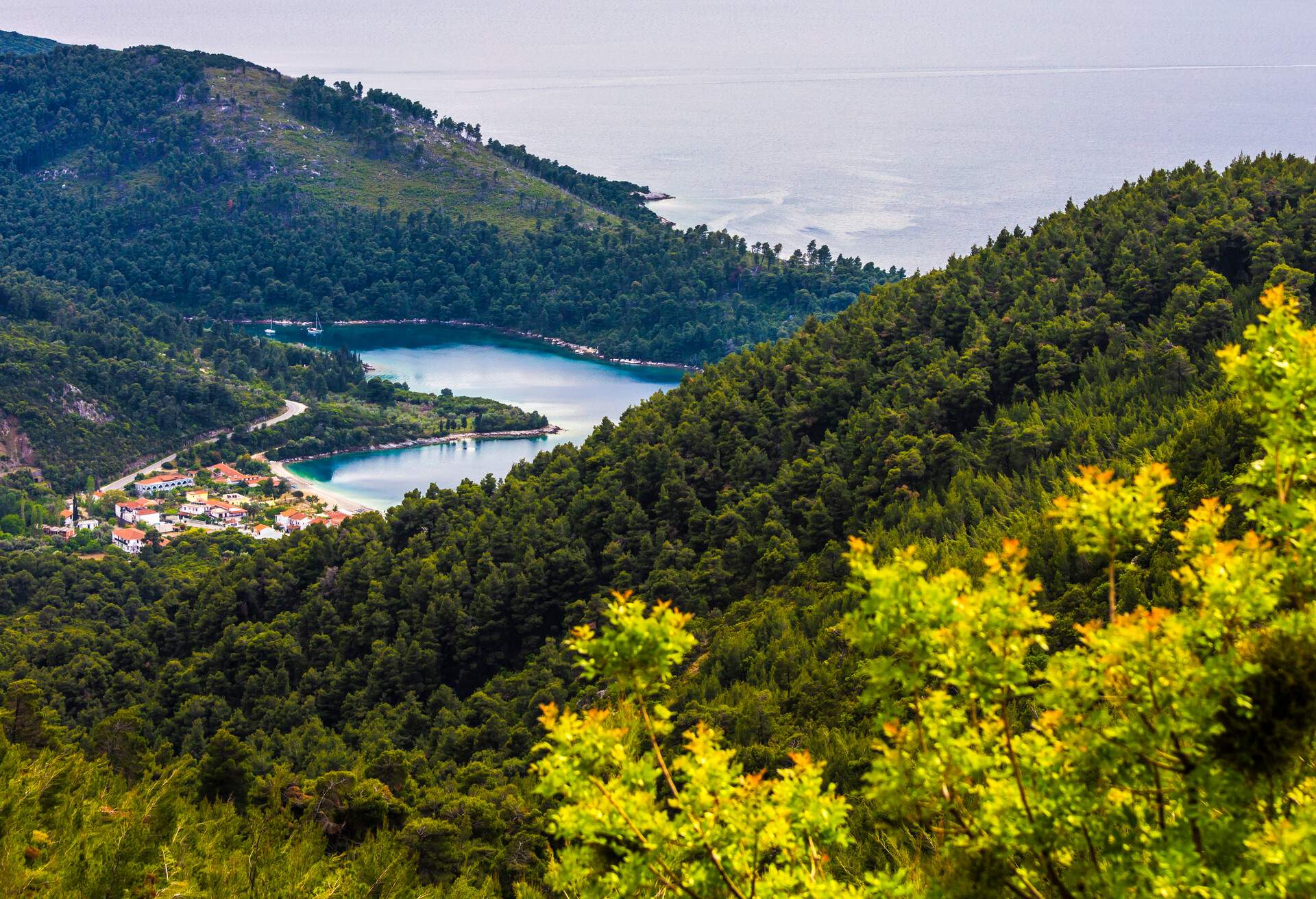 DEST_GREECE_THESSALY_HEART-SHAPED GULF IN SKOPELOS ISLAND_GettyImages-1144324664