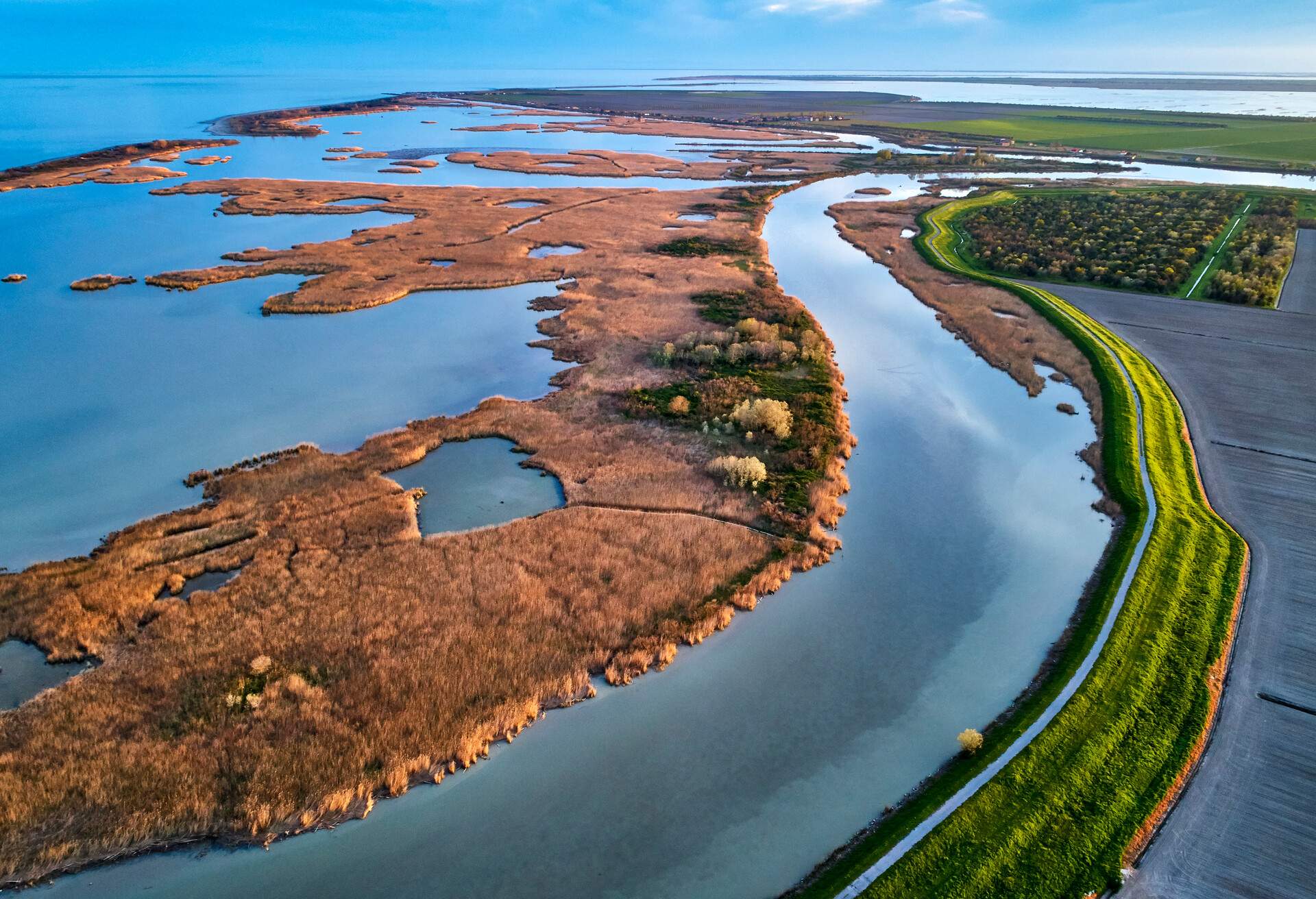 DEST_ITALY_VENETO_PO-RIVER-DELTA_GettyImages-946941290