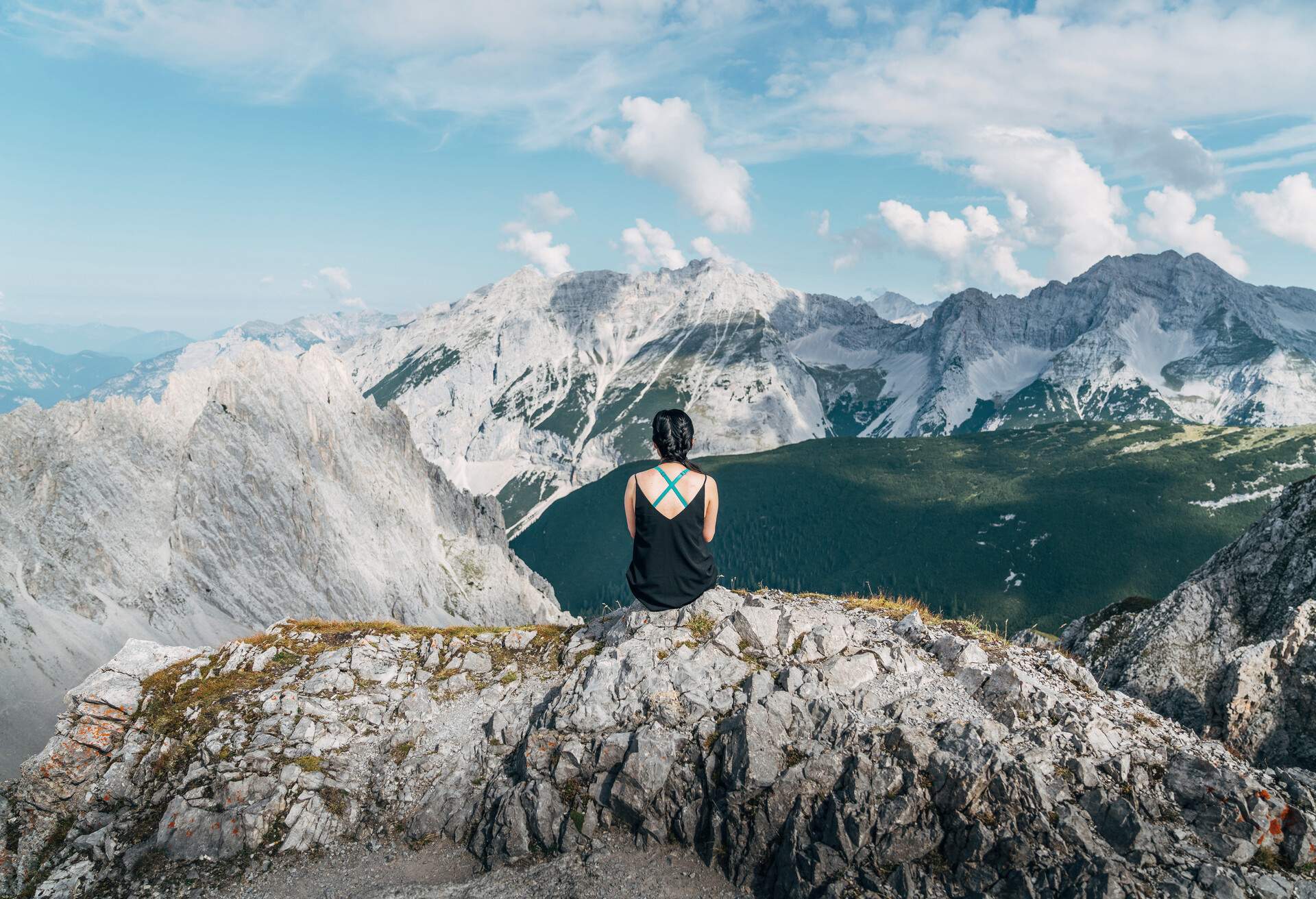 HIKING-INNSBRUCK-AUSTRIA