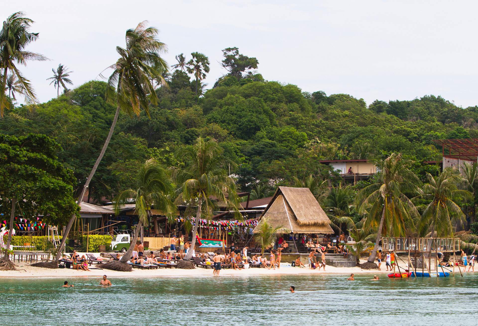 DEST_THAILAND_KOH-PHANGAN_GettyImages-153088616