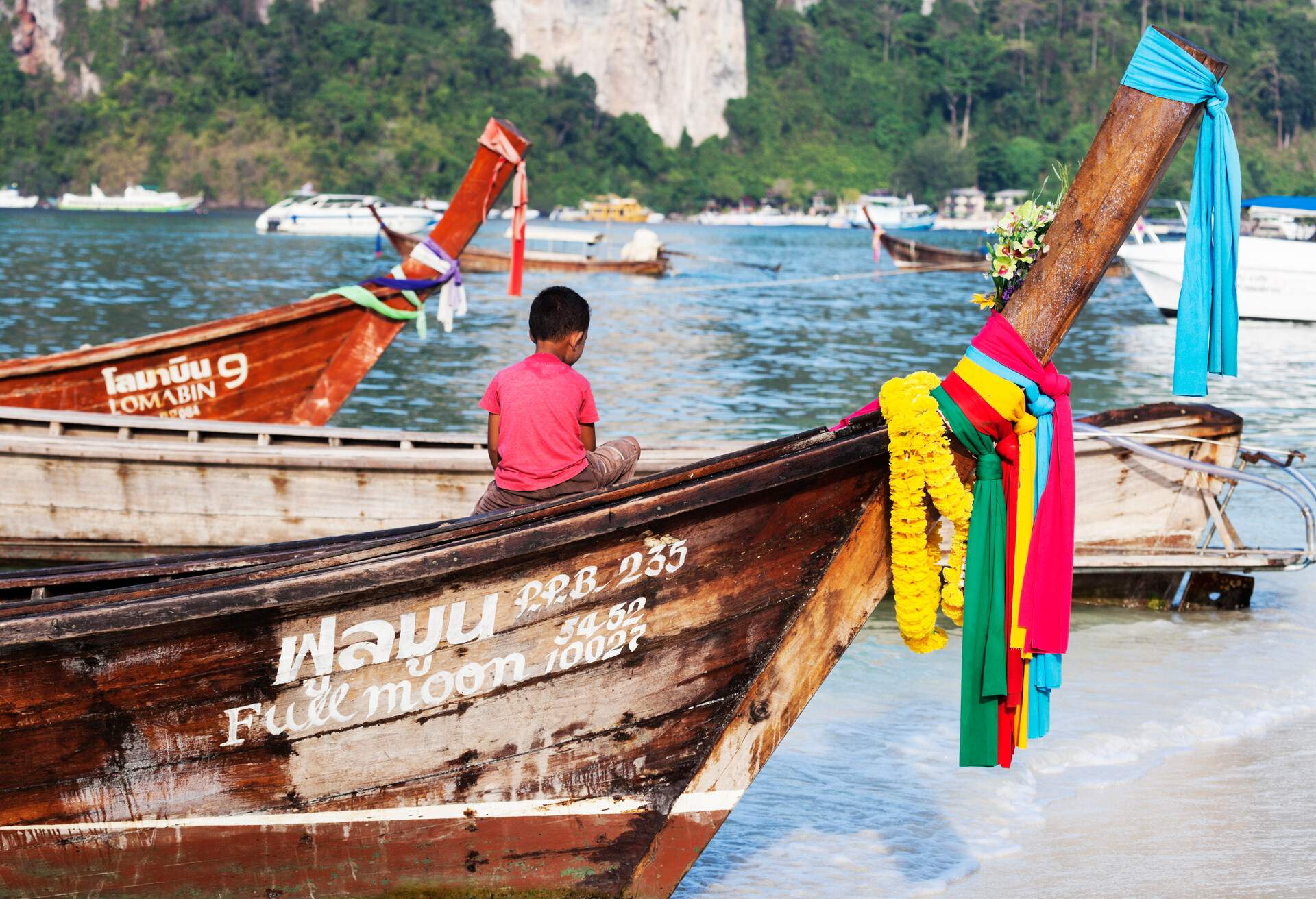 Traditional boat on Phi Phi Island, Thailand.Phi Phi Island, Krabi, Thailand.