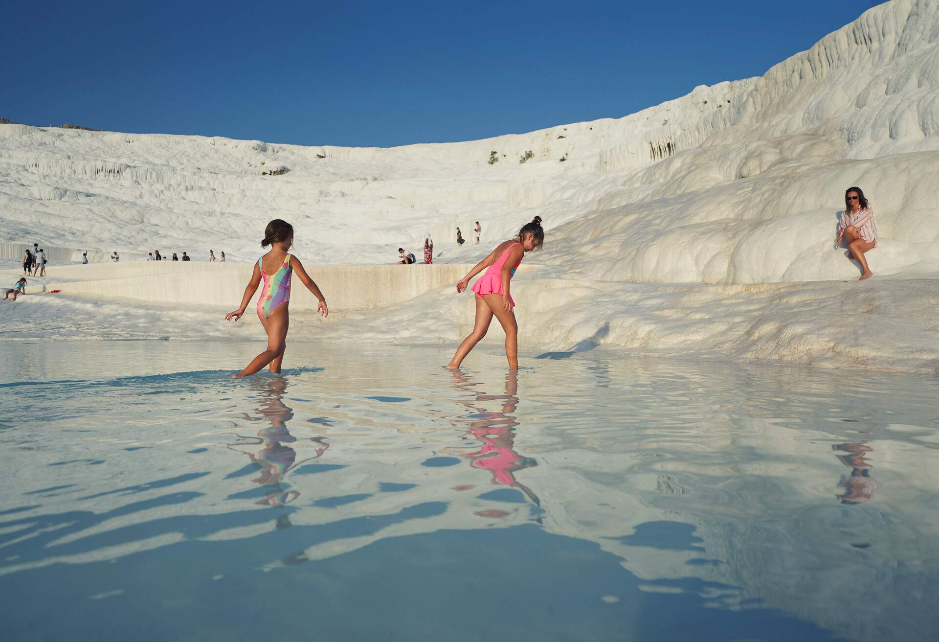 DEST_TURKEY_PAMUKKALE_KIDS_GettyImages-1310049920