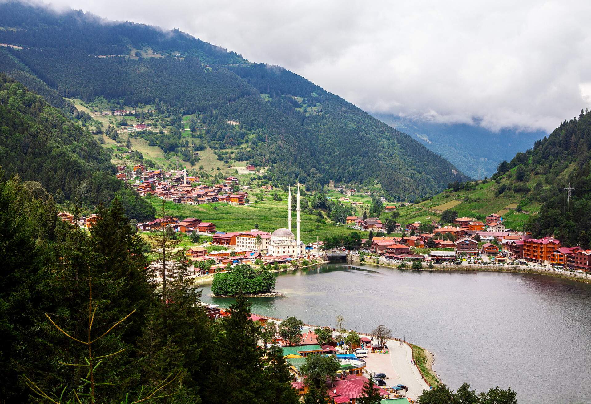 Uzungol in Caykara - Trabzon