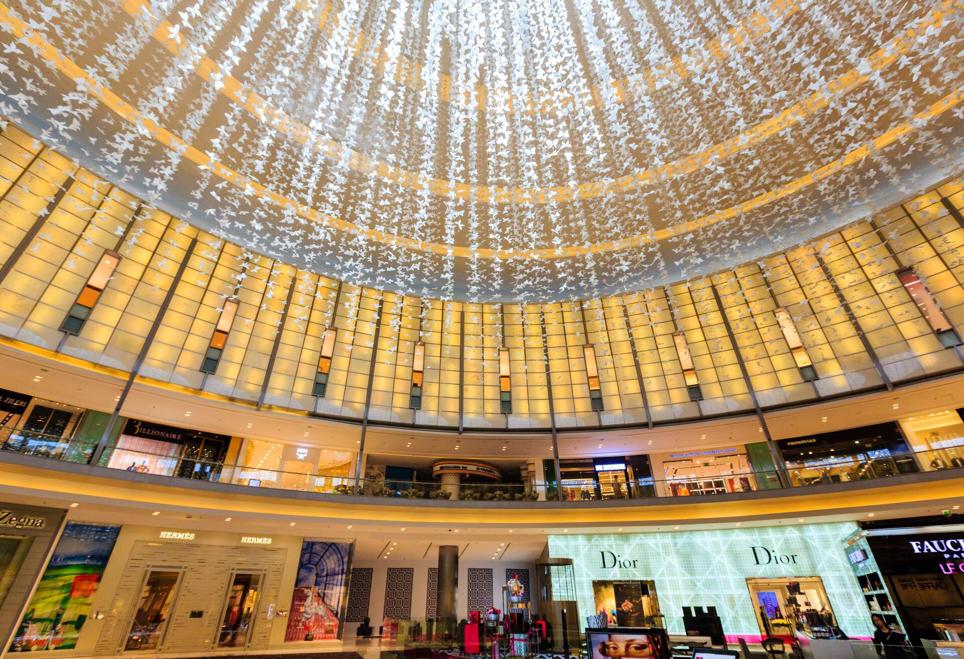Designer fashion stores in Dubai Mall, the world's largest shopping mall, Downtown Dubai, Dubai, United Arab Emirates, Middle East
