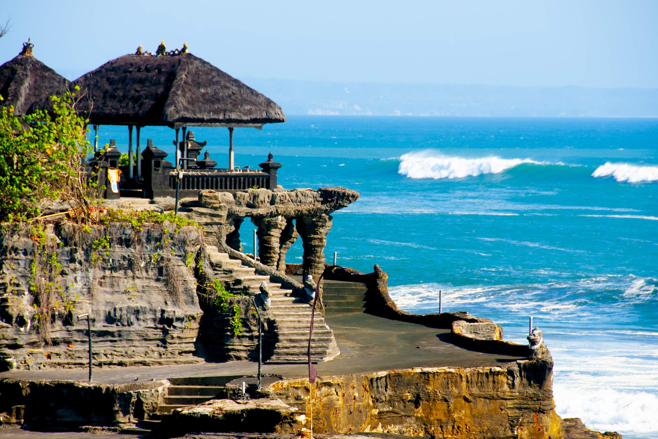 DEST_BALI_ULUWATU_TEMPLE