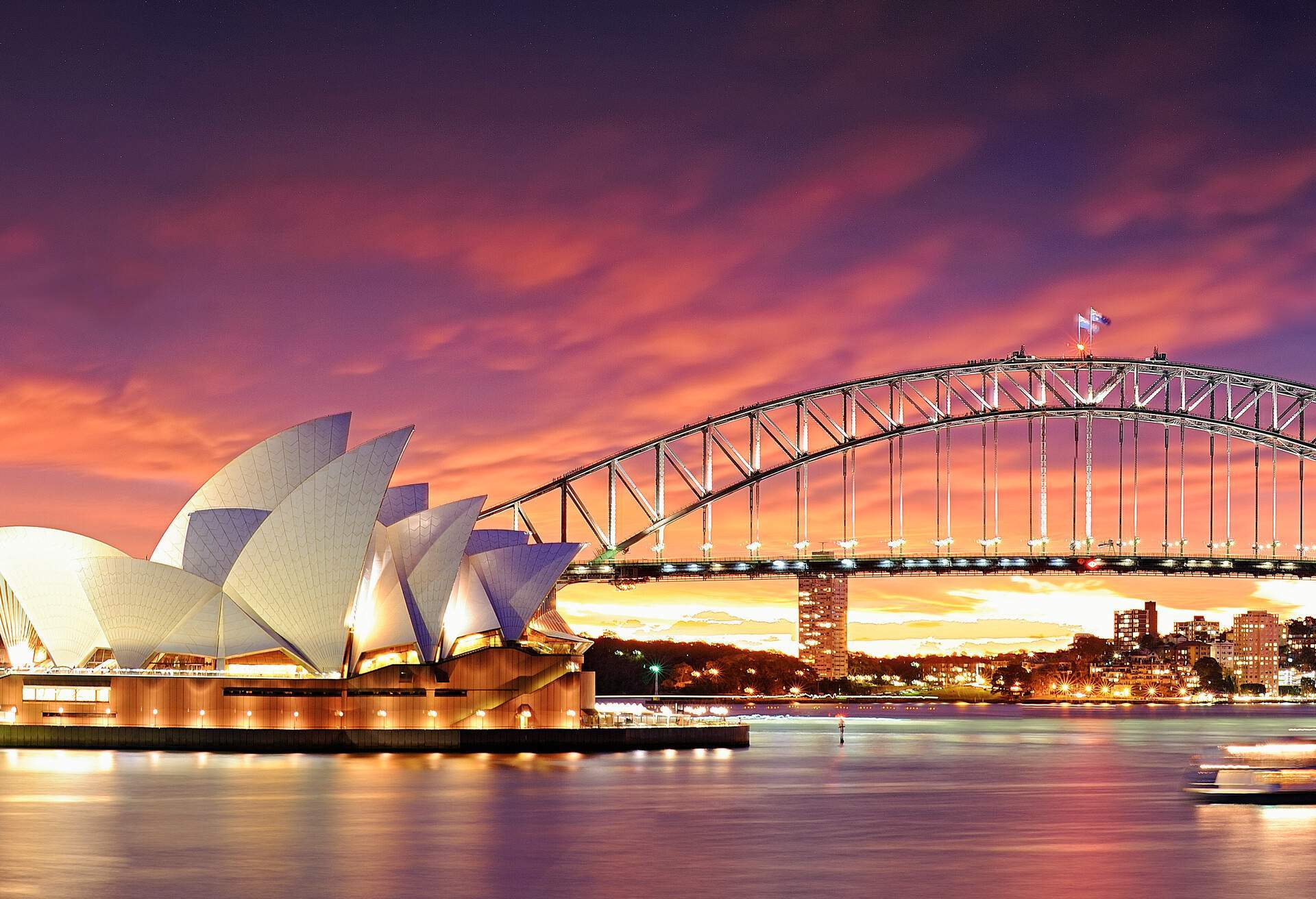 DEST_AUSTRALIA_SYDNEY_OPERA_HOUSE_SUNSET_GettyImages