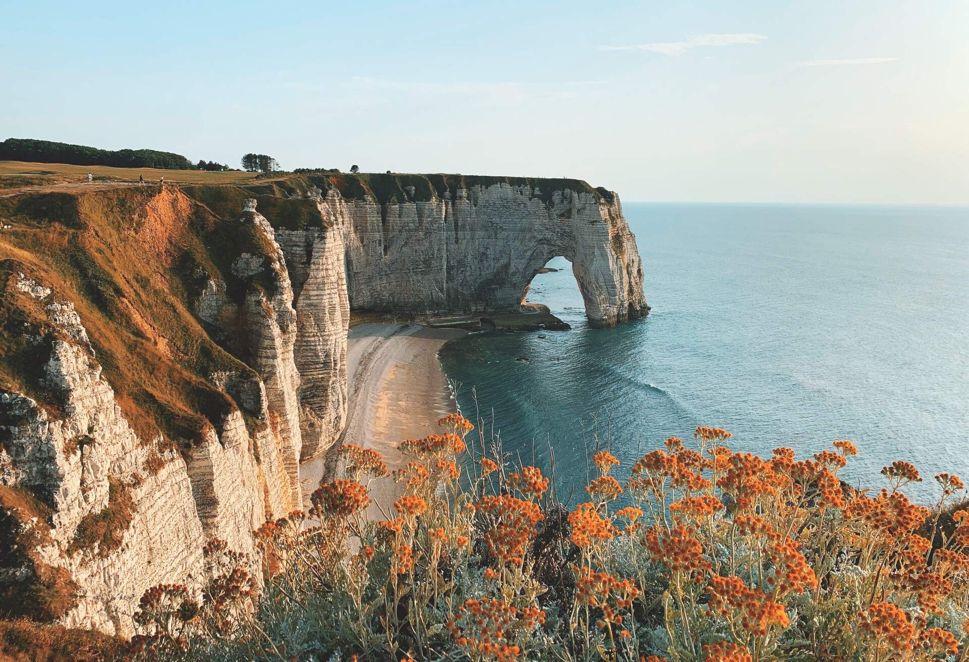 DEST_FRANCE_LE-HAVRE_ETRETAT-CLIFFS_martina-cruz.jpeg