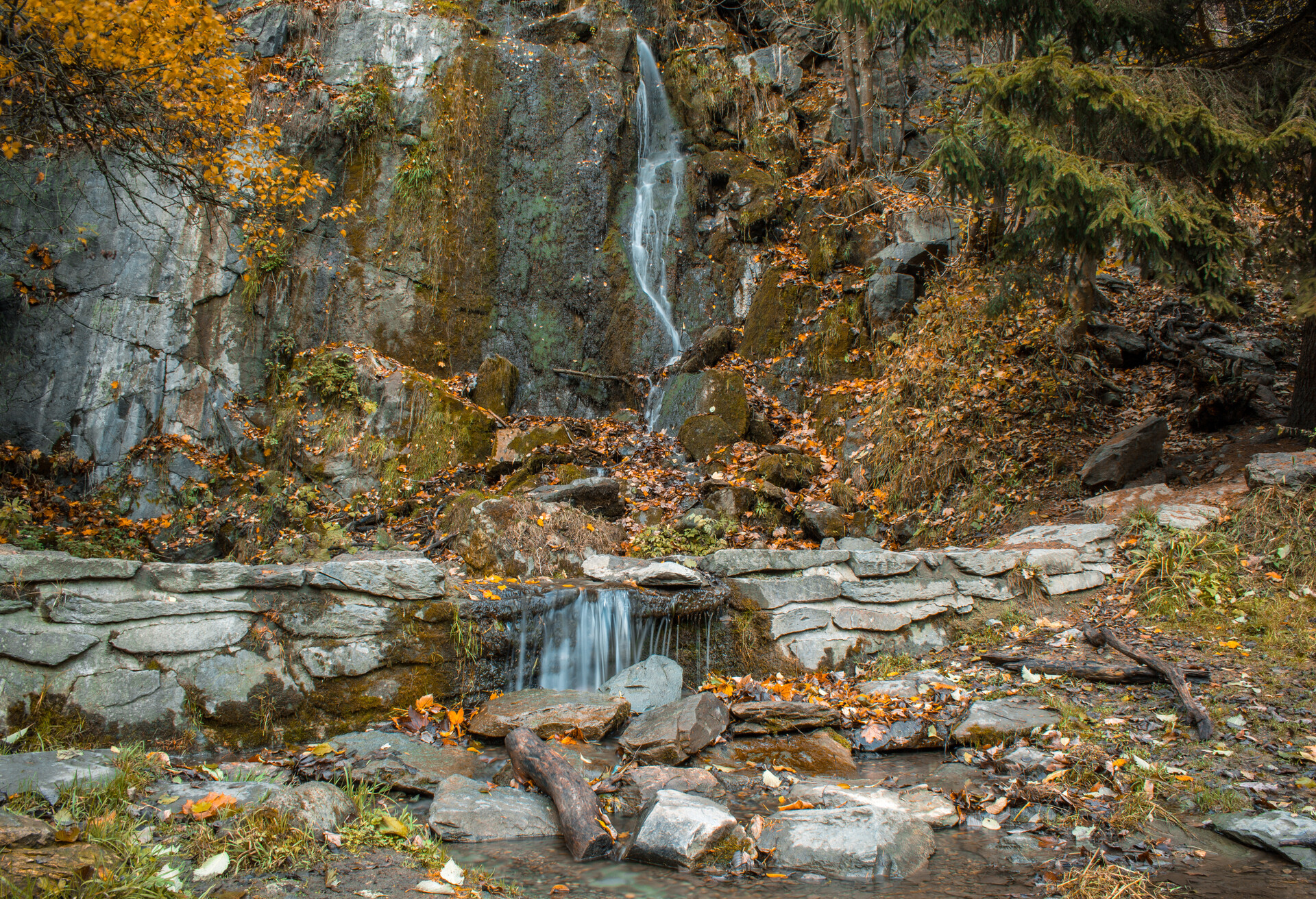 DEST_GERMANY_HARZ_Königshütter-Waterfall_GettyImages-1061670820