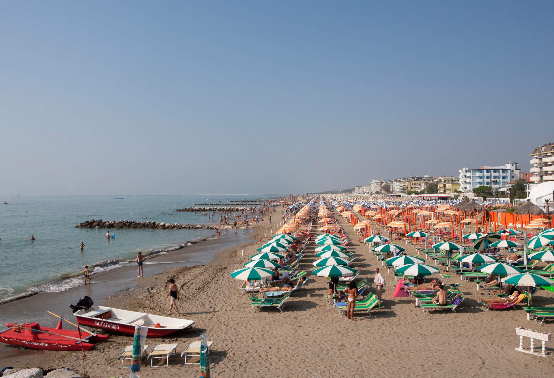 DEST_ITALY_CAORLE_CAORLE BEACH__GettyImages-153953314