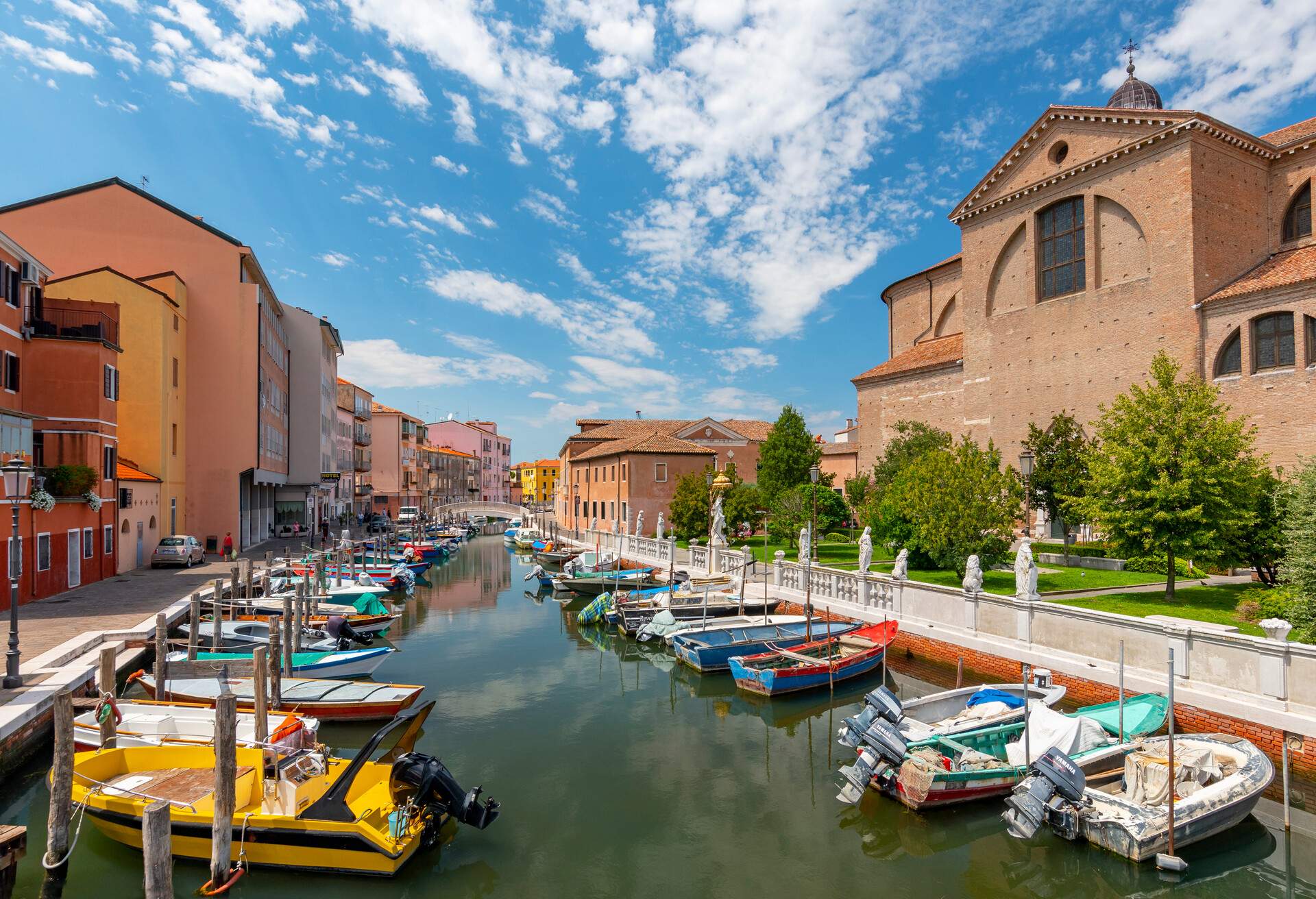 DEST_ITALY_CHIOGGIA_GettyImages-1200165140