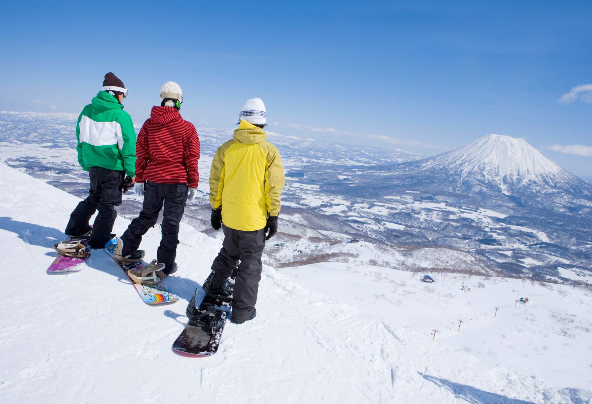 JAPAN_HOKKAIDO_NISEKO_THEME_PEOPLE_SNOWBOARDER